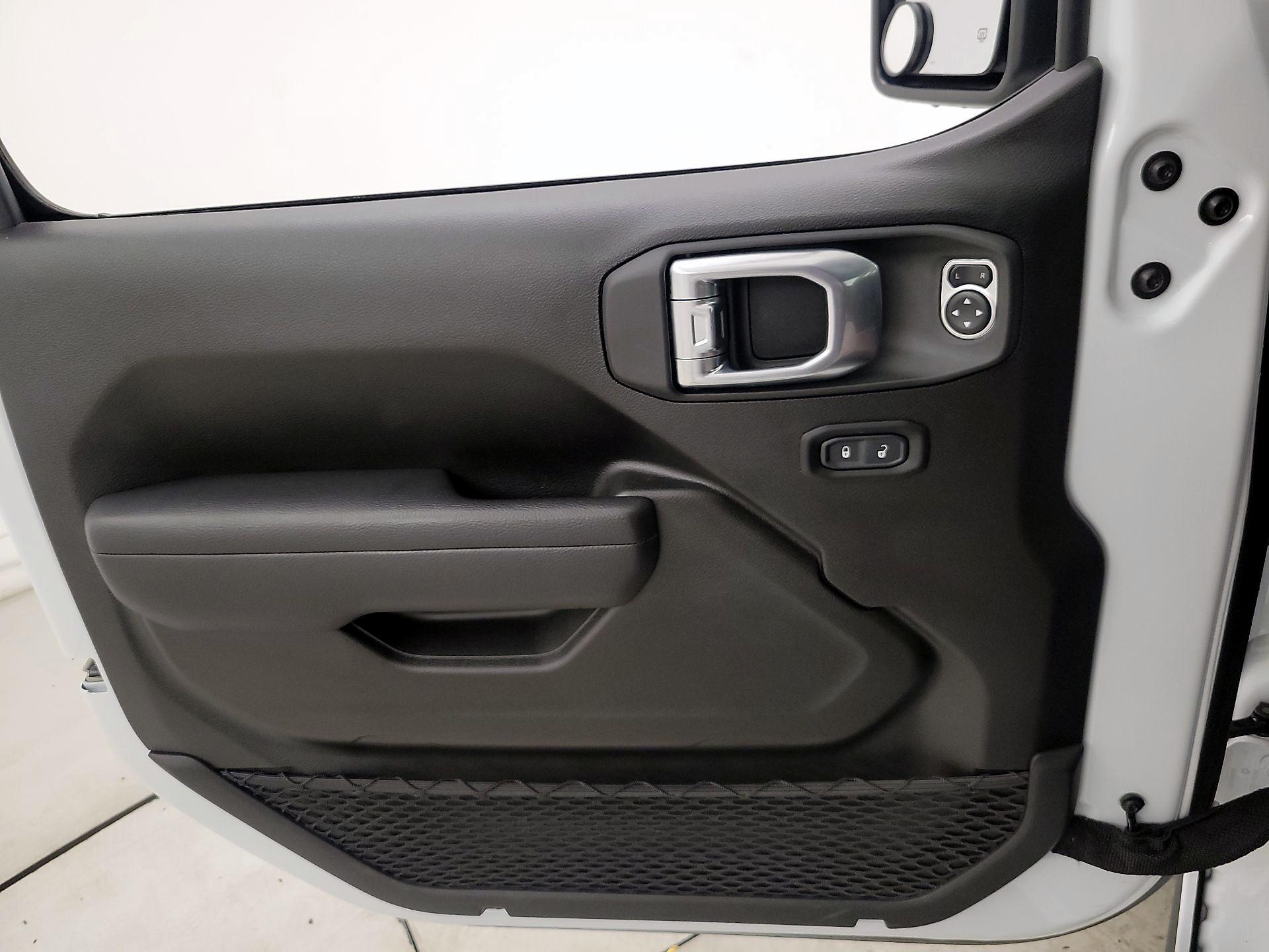 Thumbnail: 2024 Jeep Wrangler - 12