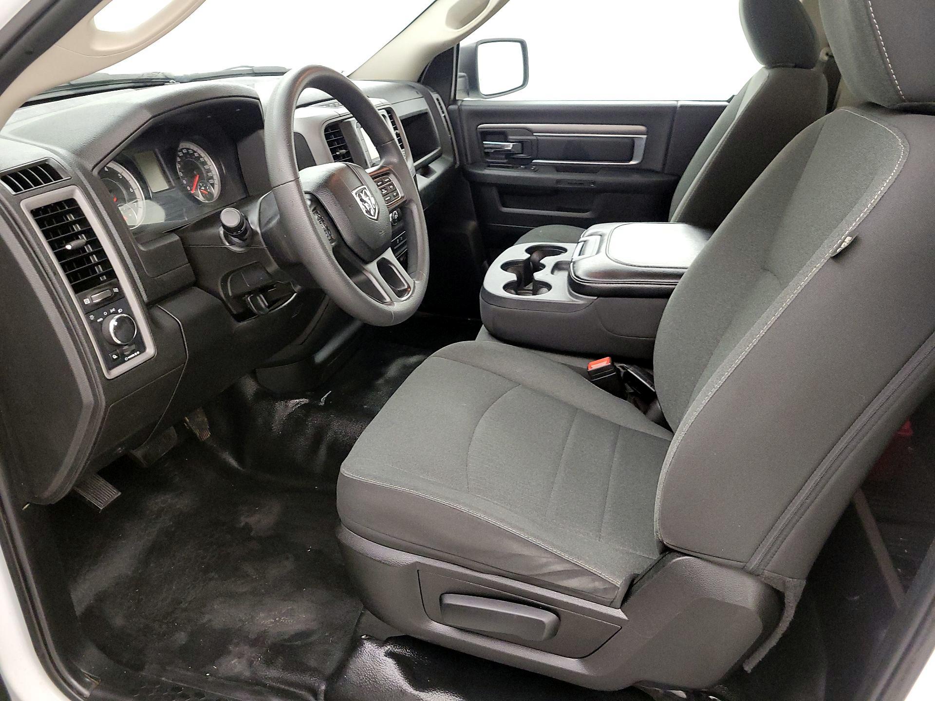 Thumbnail: 2023 RAM 1500 Classic - 11