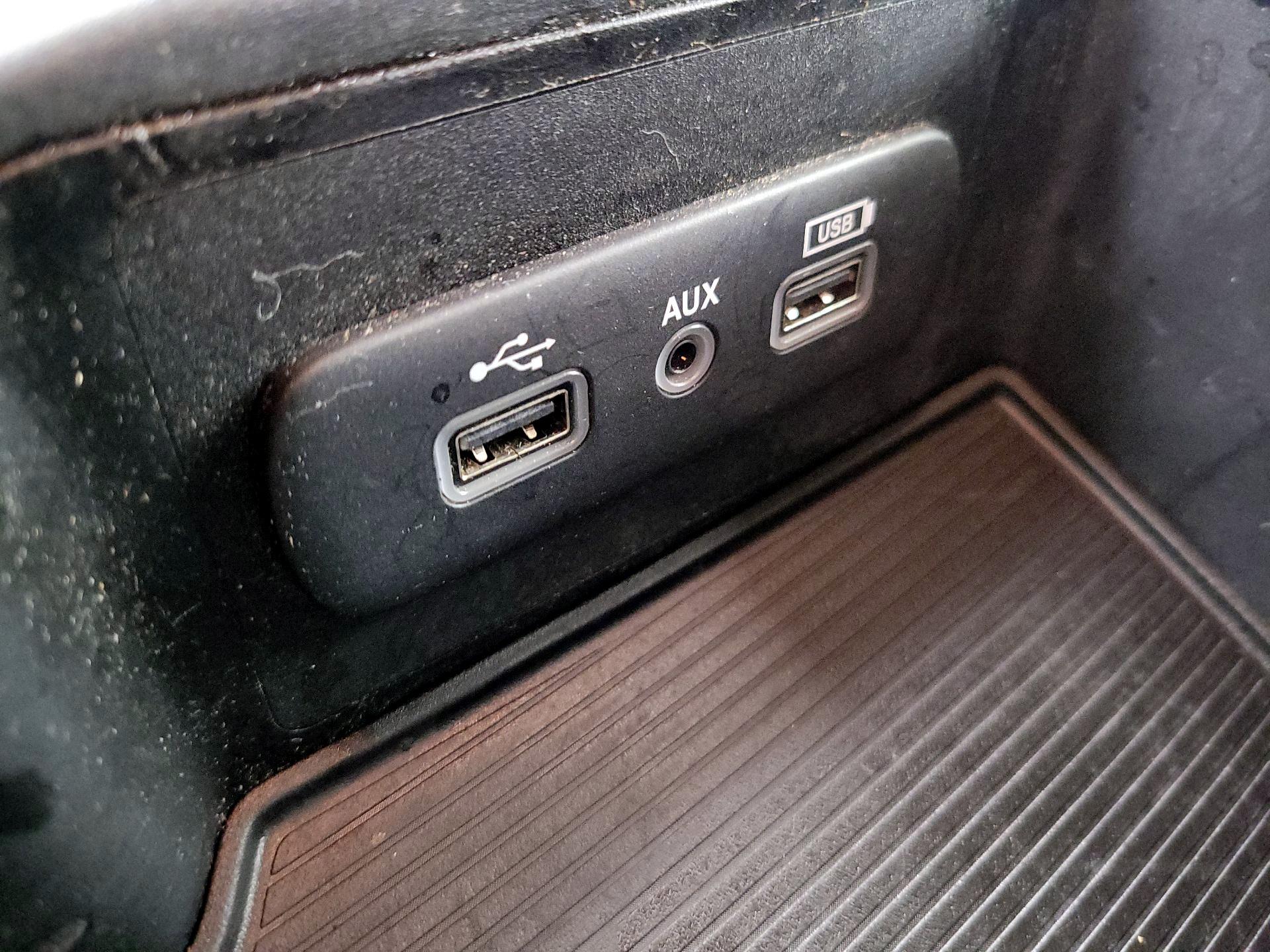 Thumbnail: 2023 RAM 1500 Classic - 18