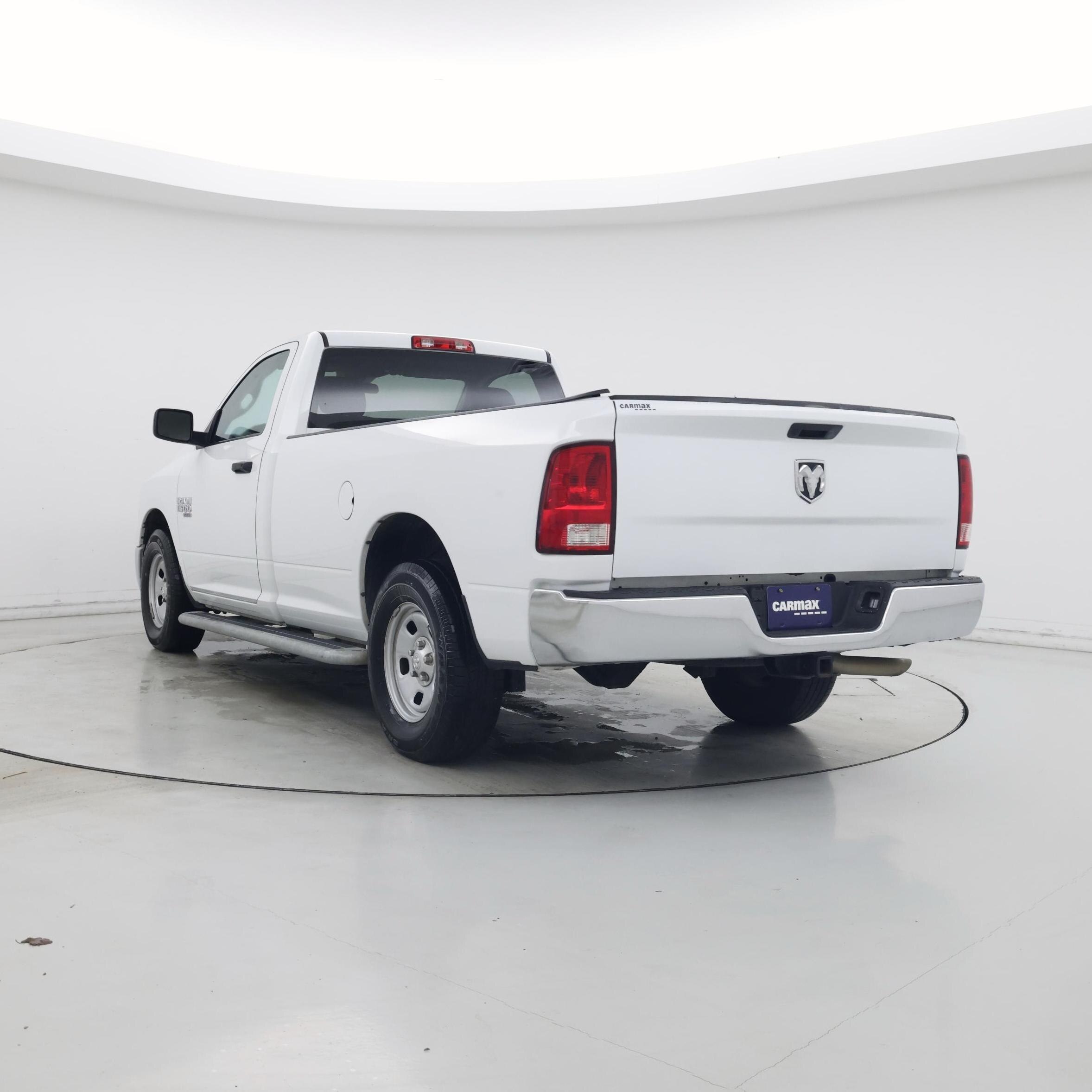 Thumbnail: 2023 RAM 1500 Classic - 2