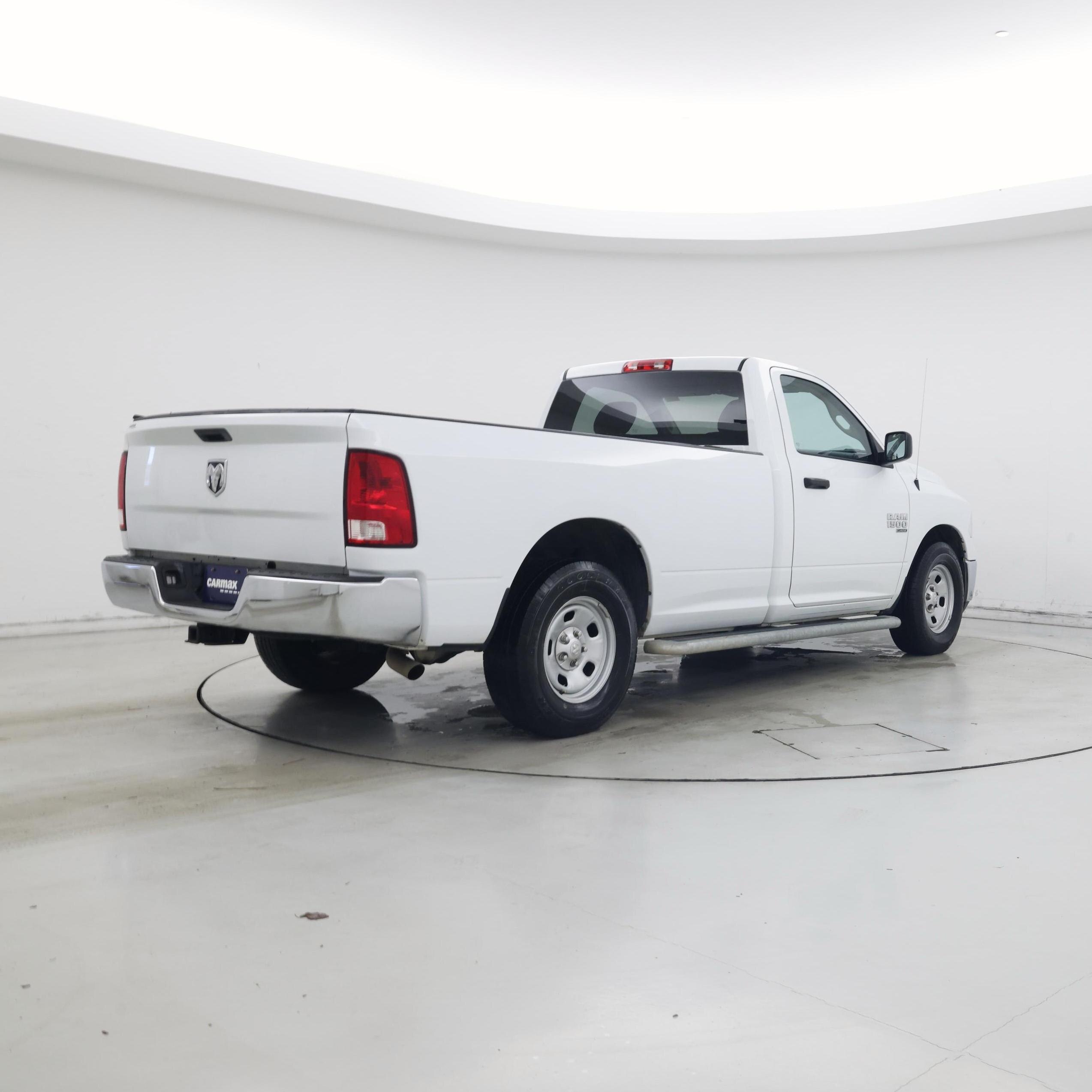 Thumbnail: 2023 RAM 1500 Classic - 8