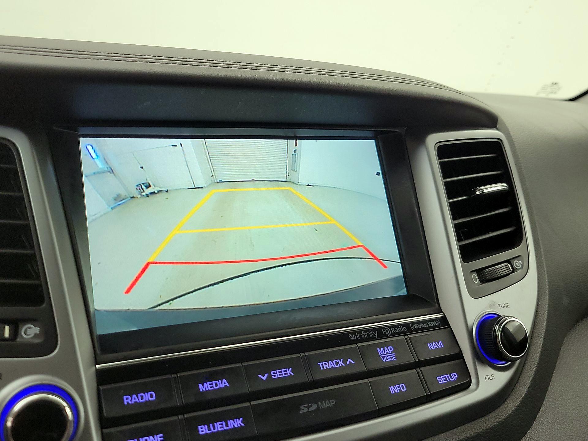 Thumbnail: 2017 Hyundai Tucson - 15