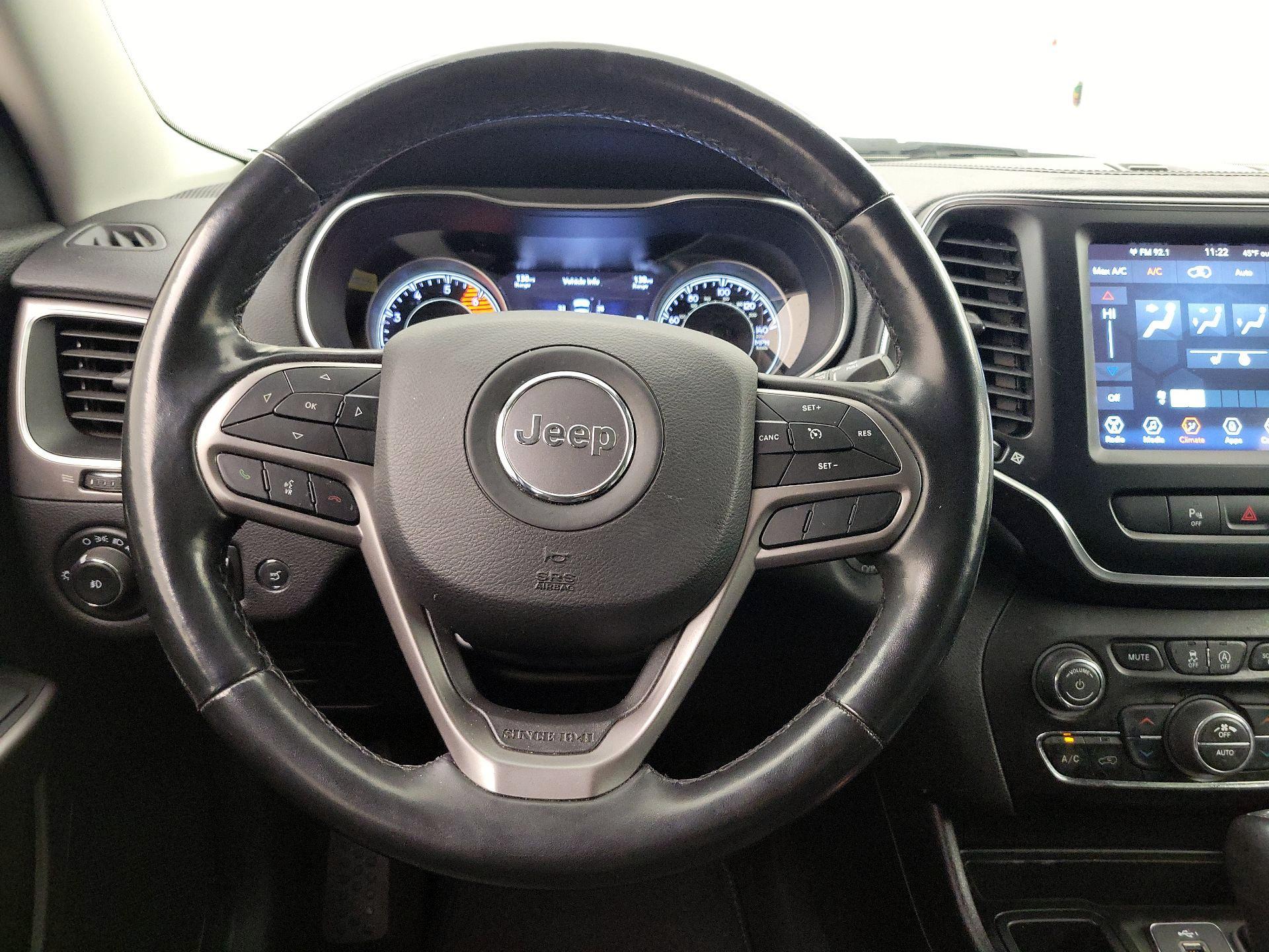 Thumbnail: 2021 Jeep Cherokee - 10