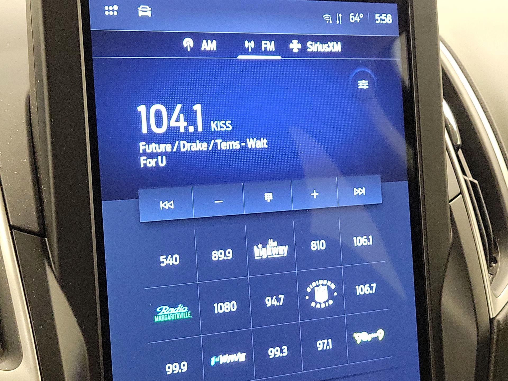 Thumbnail: 2022 Ford Edge - 15