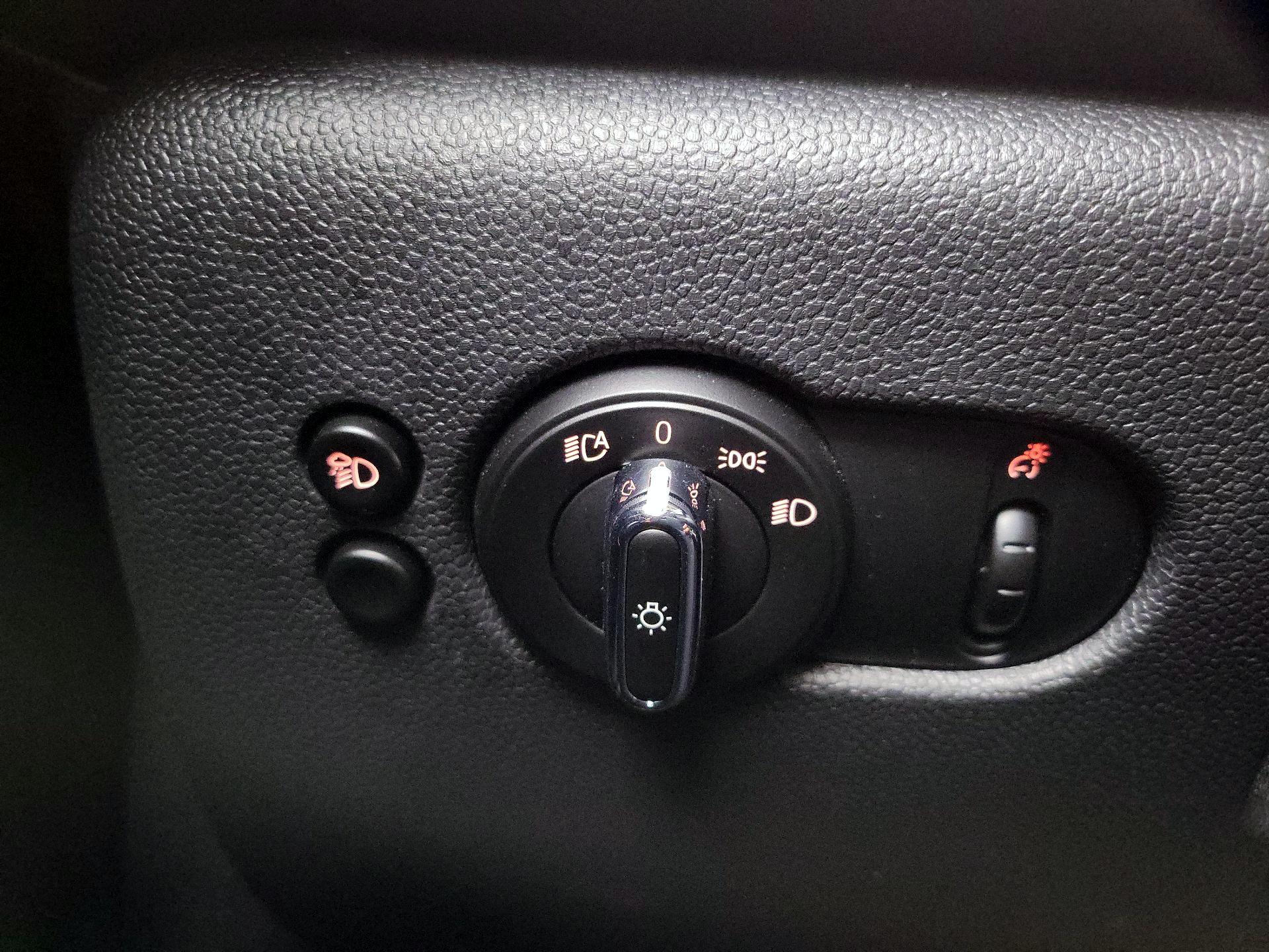 Thumbnail: 2023 MINI Cooper Hardtop - 13