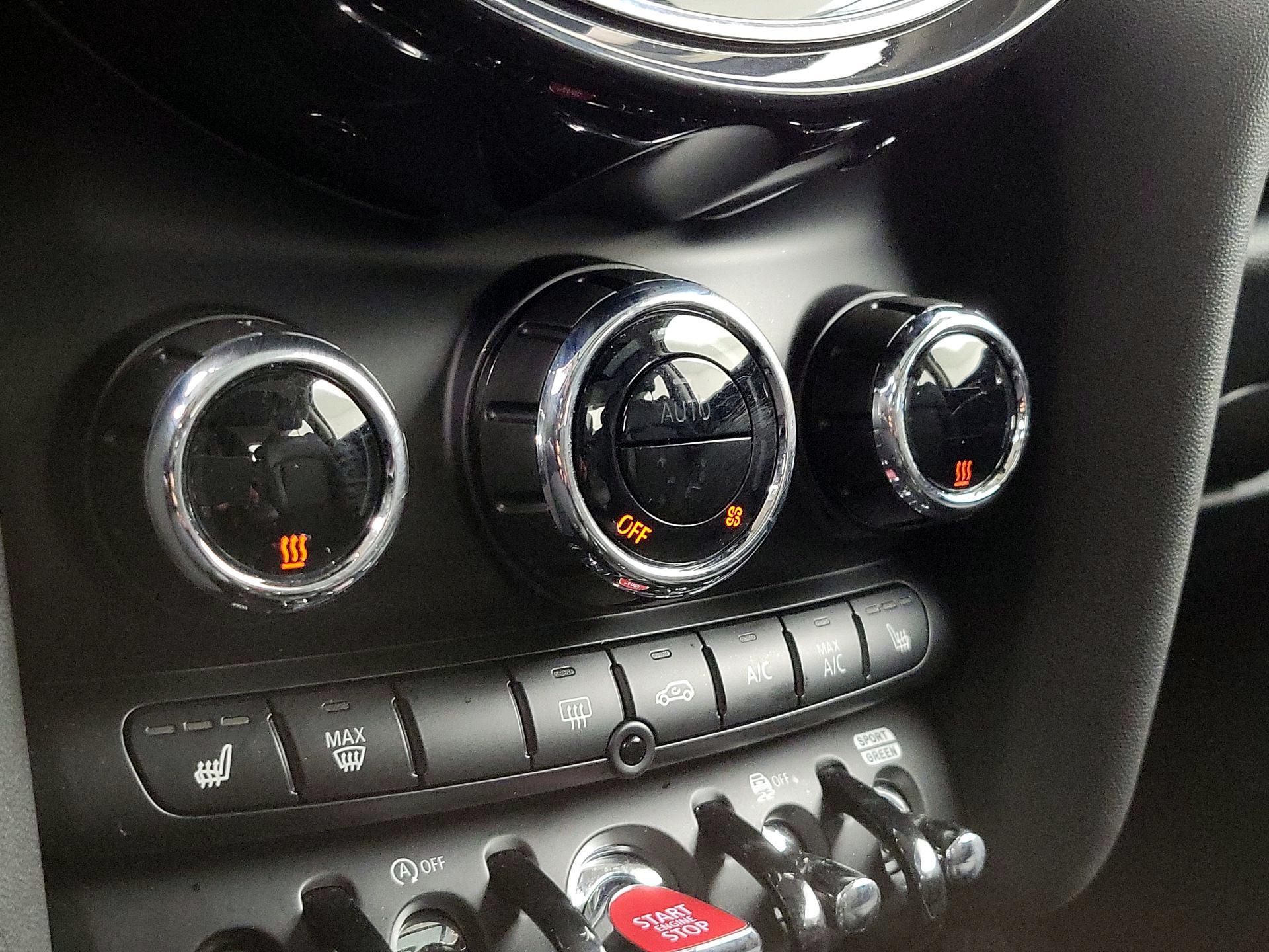 Thumbnail: 2023 MINI Cooper Hardtop - 16