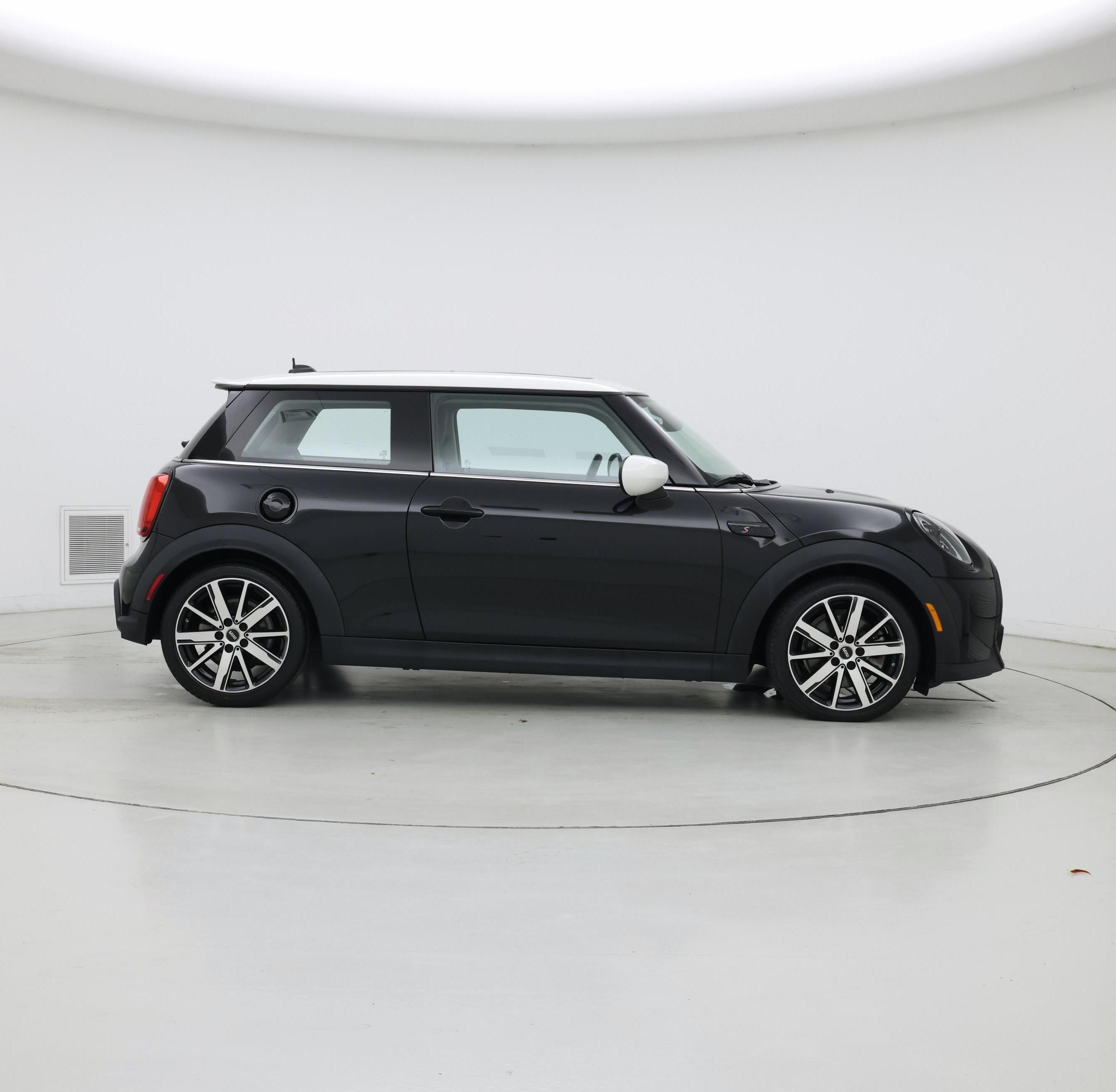 Thumbnail: 2023 MINI Cooper Hardtop - 7