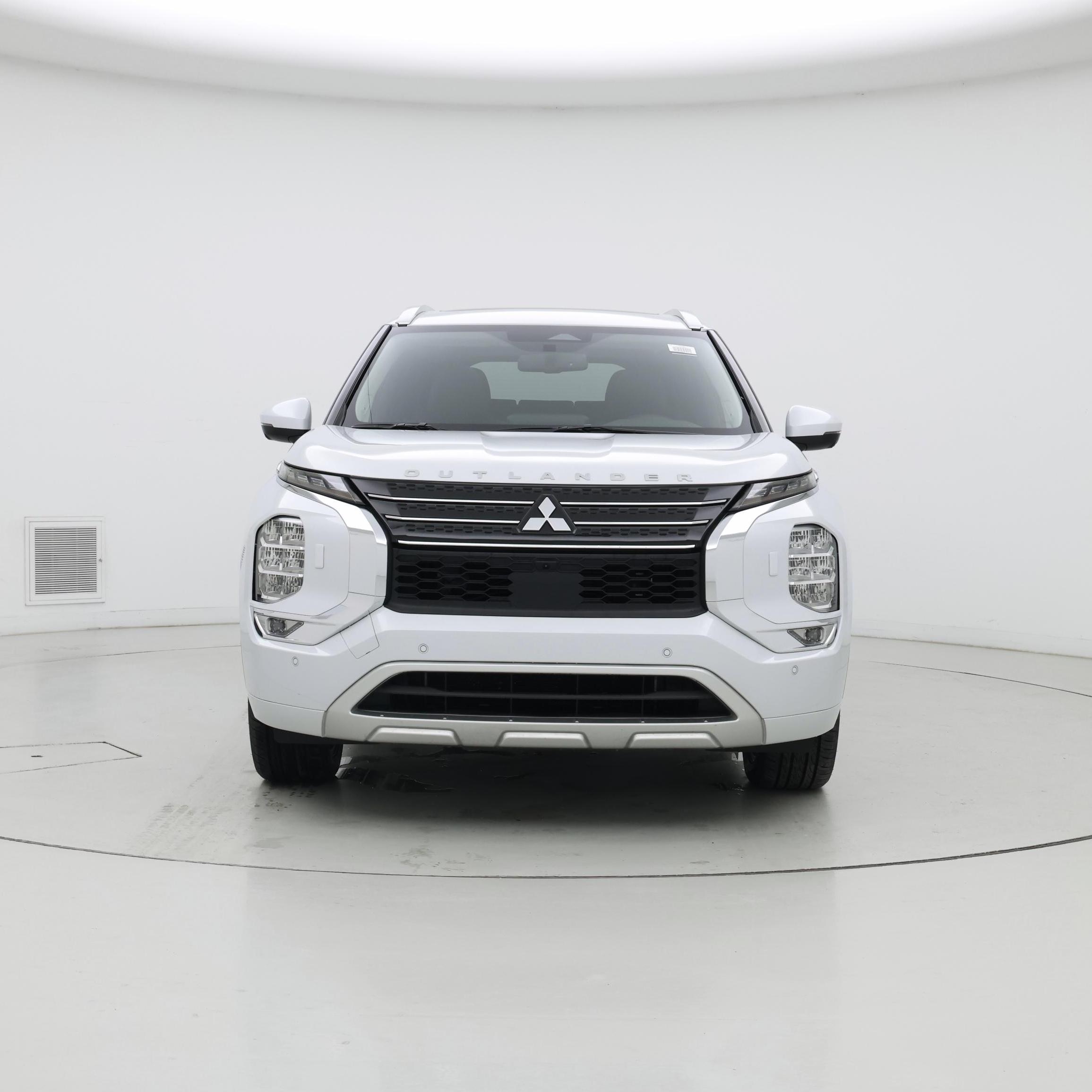 Thumbnail: 2023 Mitsubishi Outlander - 5