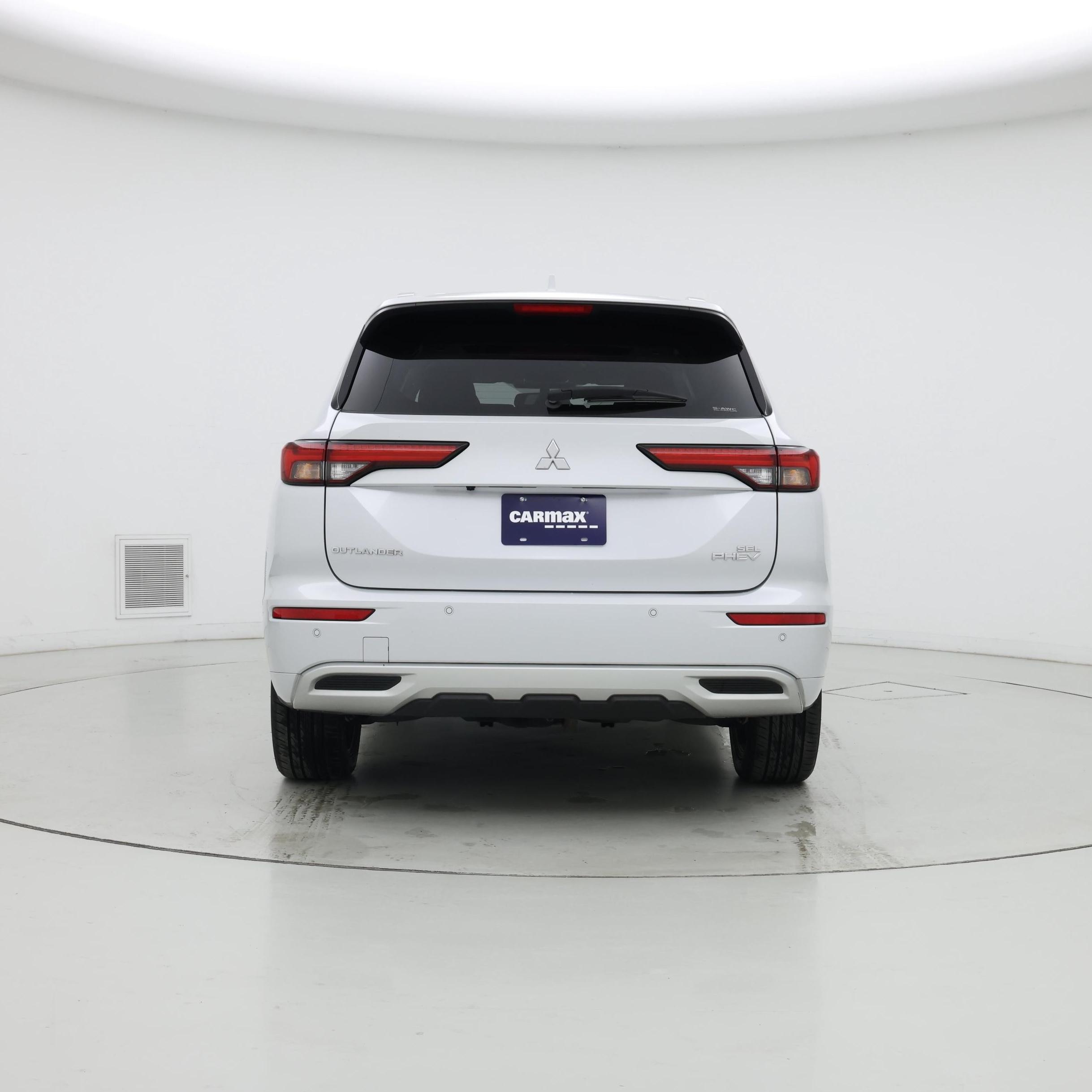 Thumbnail: 2023 Mitsubishi Outlander - 6