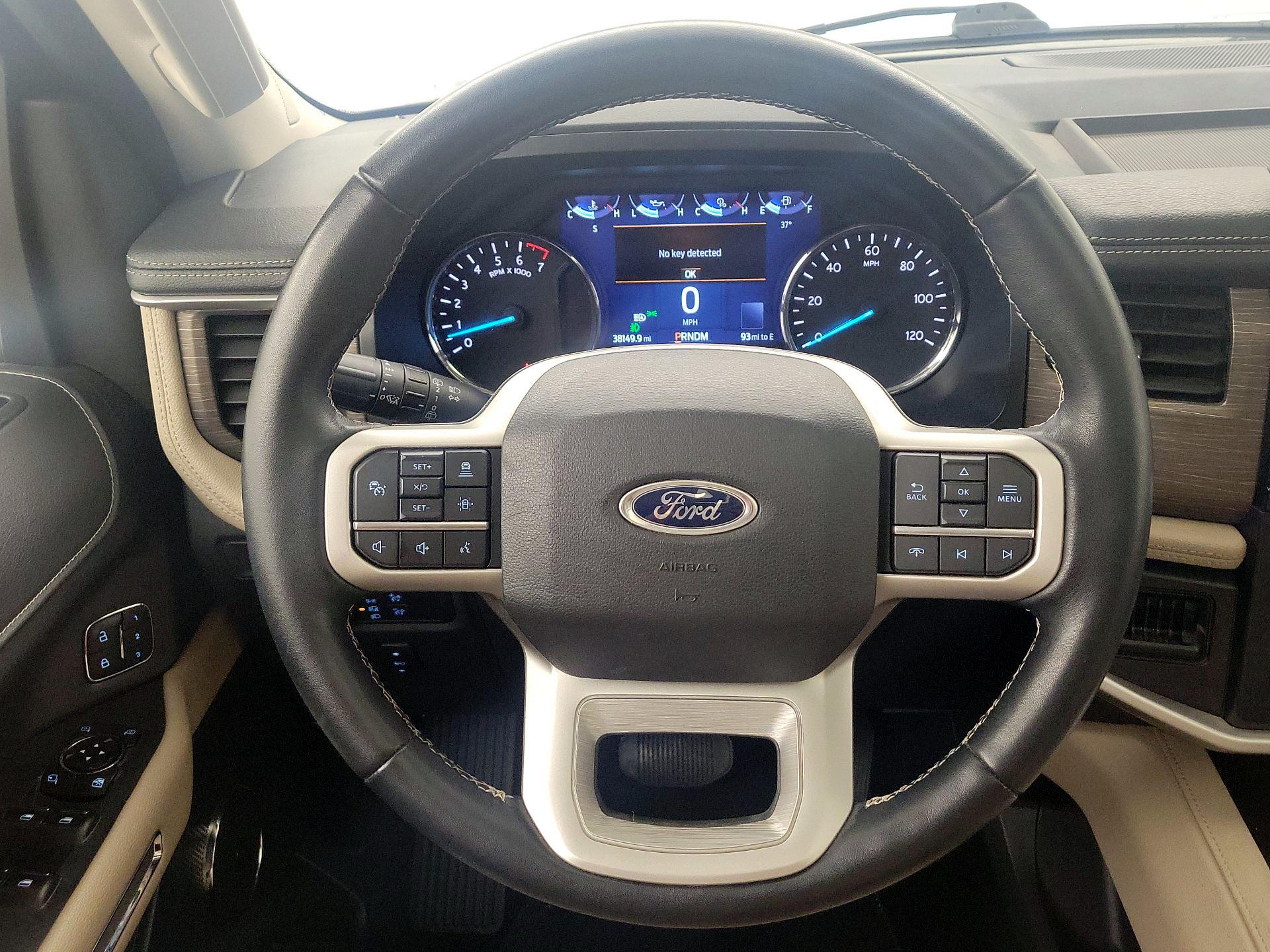 Thumbnail: 2022 Ford Expedition - 10