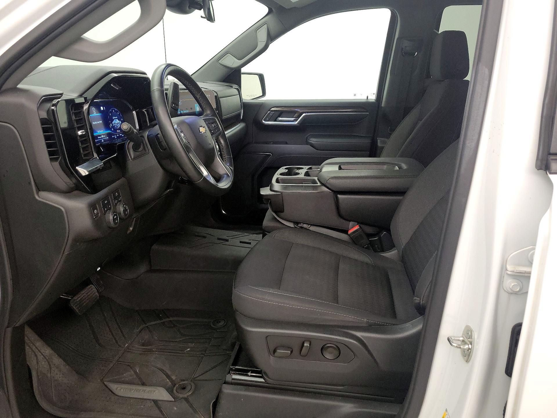 Thumbnail: 2023 Chevrolet Silverado 1500 - 11