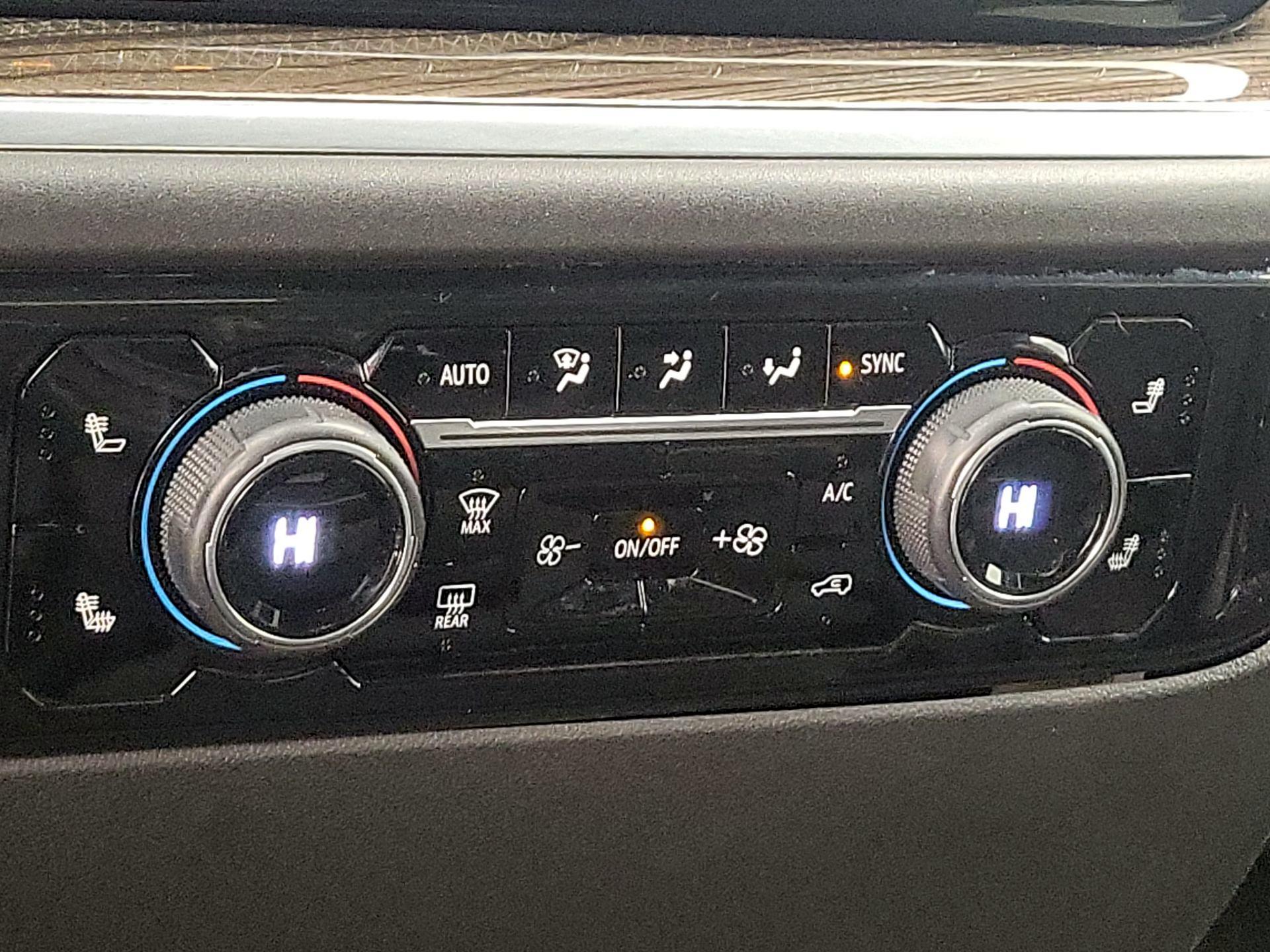 Thumbnail: 2023 Chevrolet Silverado 1500 - 16