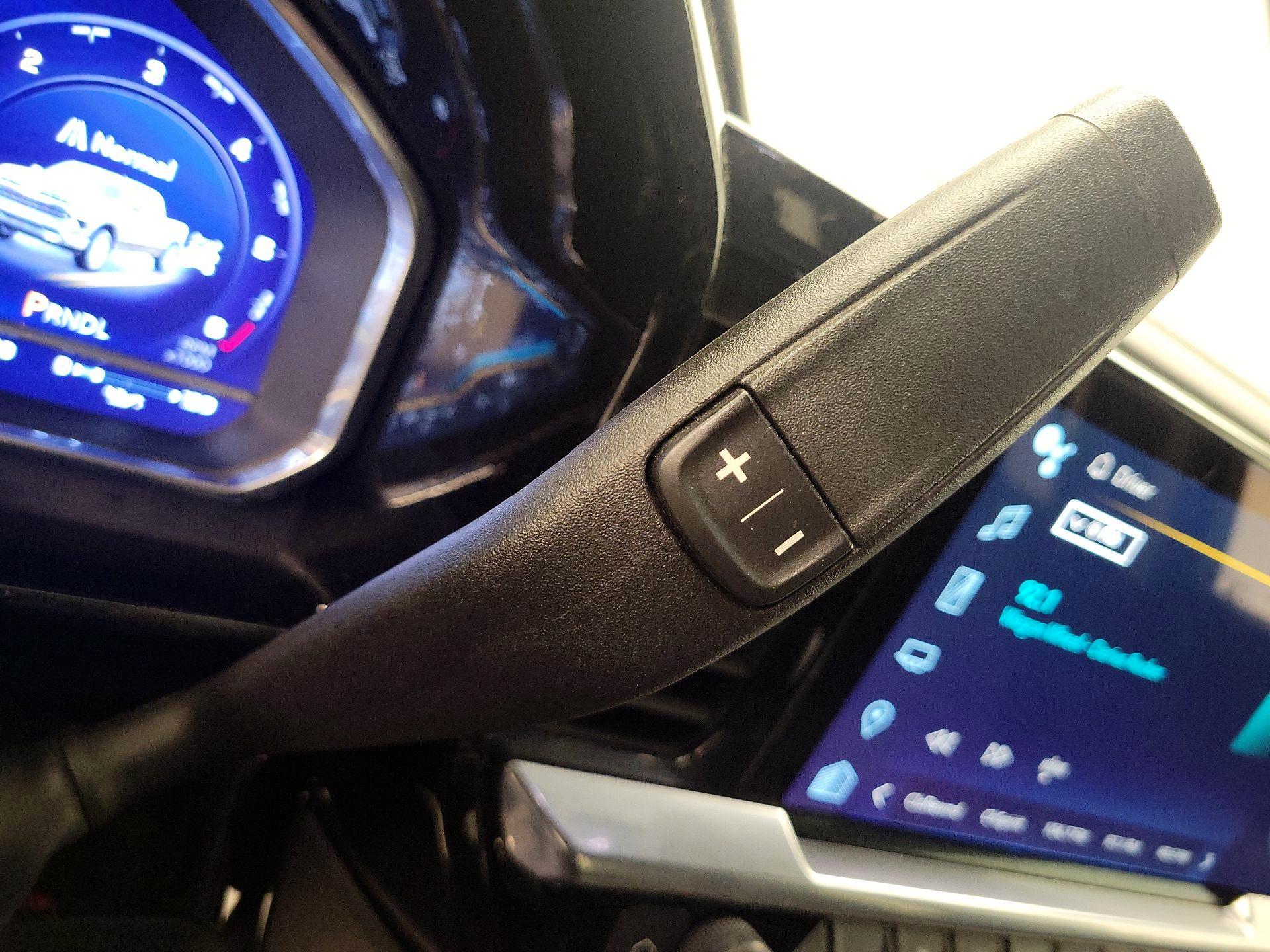 Thumbnail: 2023 Chevrolet Silverado 1500 - 17