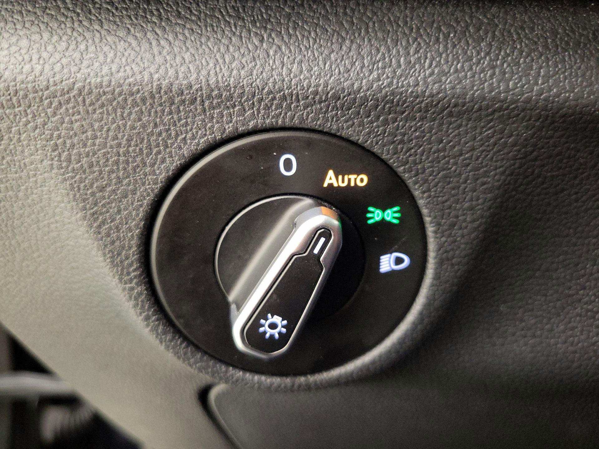 Thumbnail: 2024 Volkswagen Jetta - 13