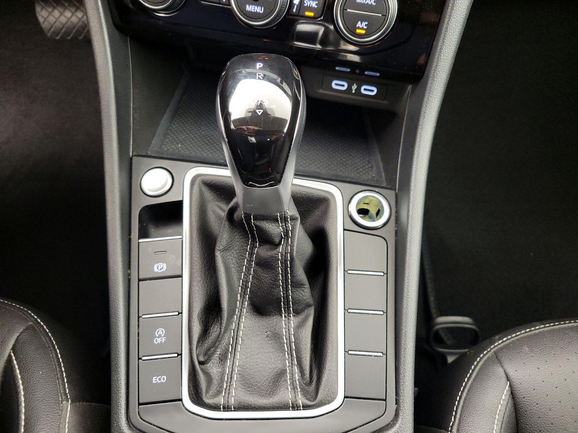 Thumbnail: 2024 Volkswagen Jetta - 17