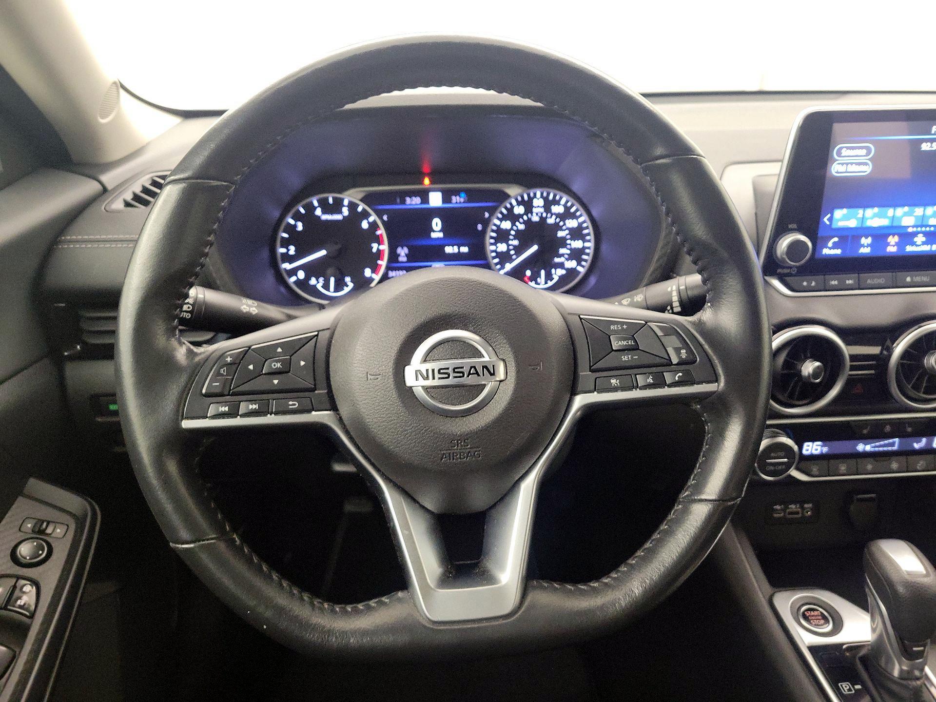 Thumbnail: 2022 Nissan Sentra - 10