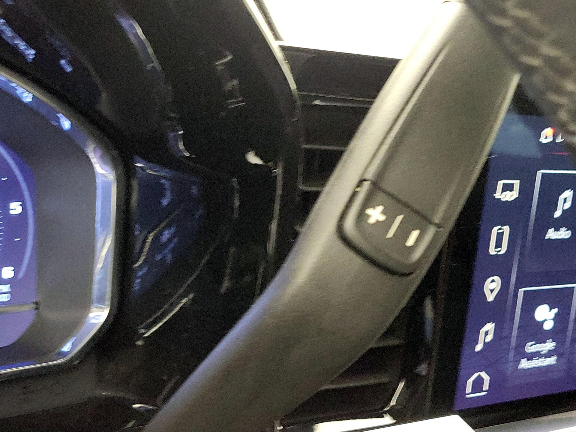 Thumbnail: 2022 GMC Sierra 1500 - 17