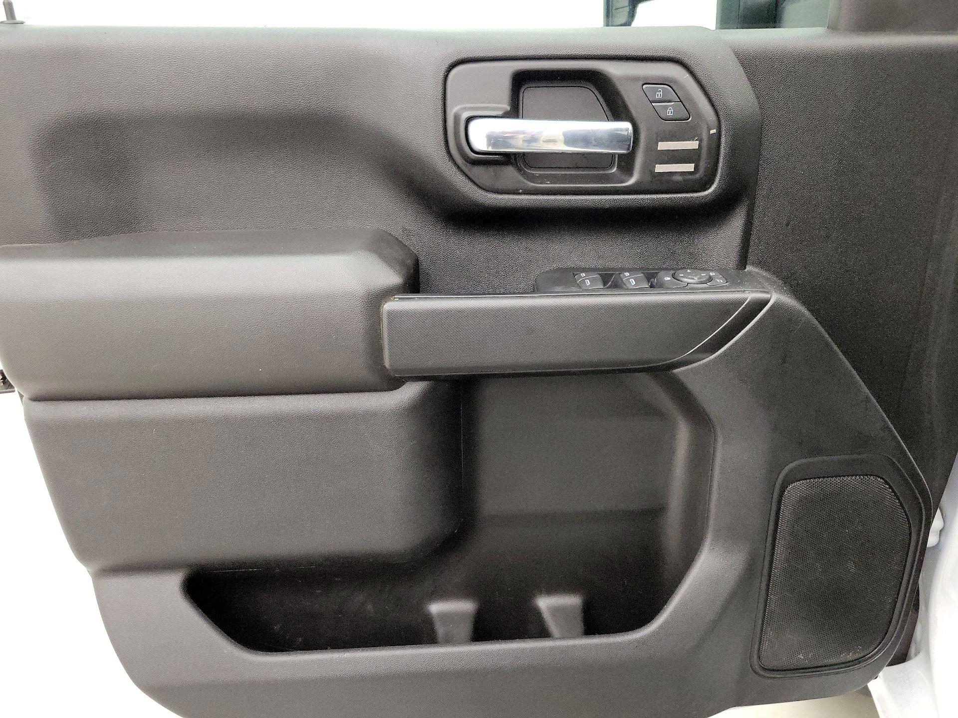 Thumbnail: 2023 GMC Sierra 3500 - 12