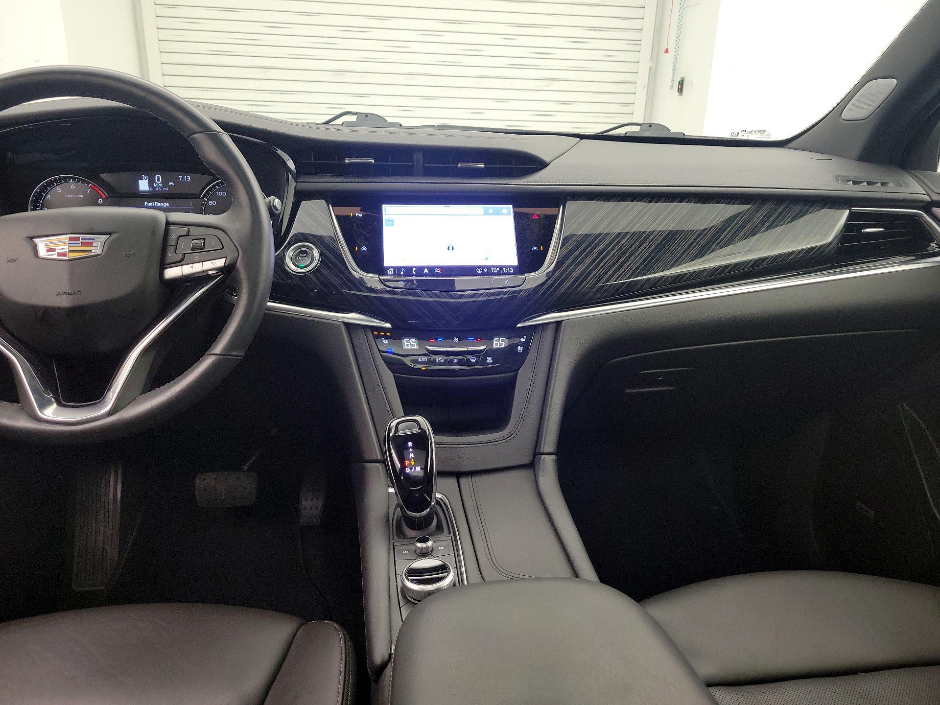 Thumbnail: 2025 Cadillac XT6 - 9