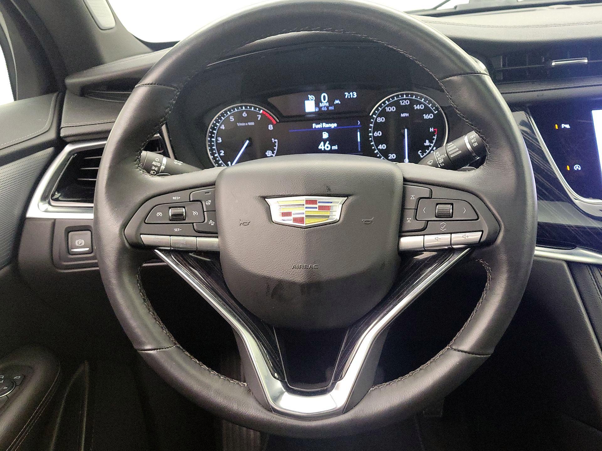 Thumbnail: 2025 Cadillac XT6 - 10