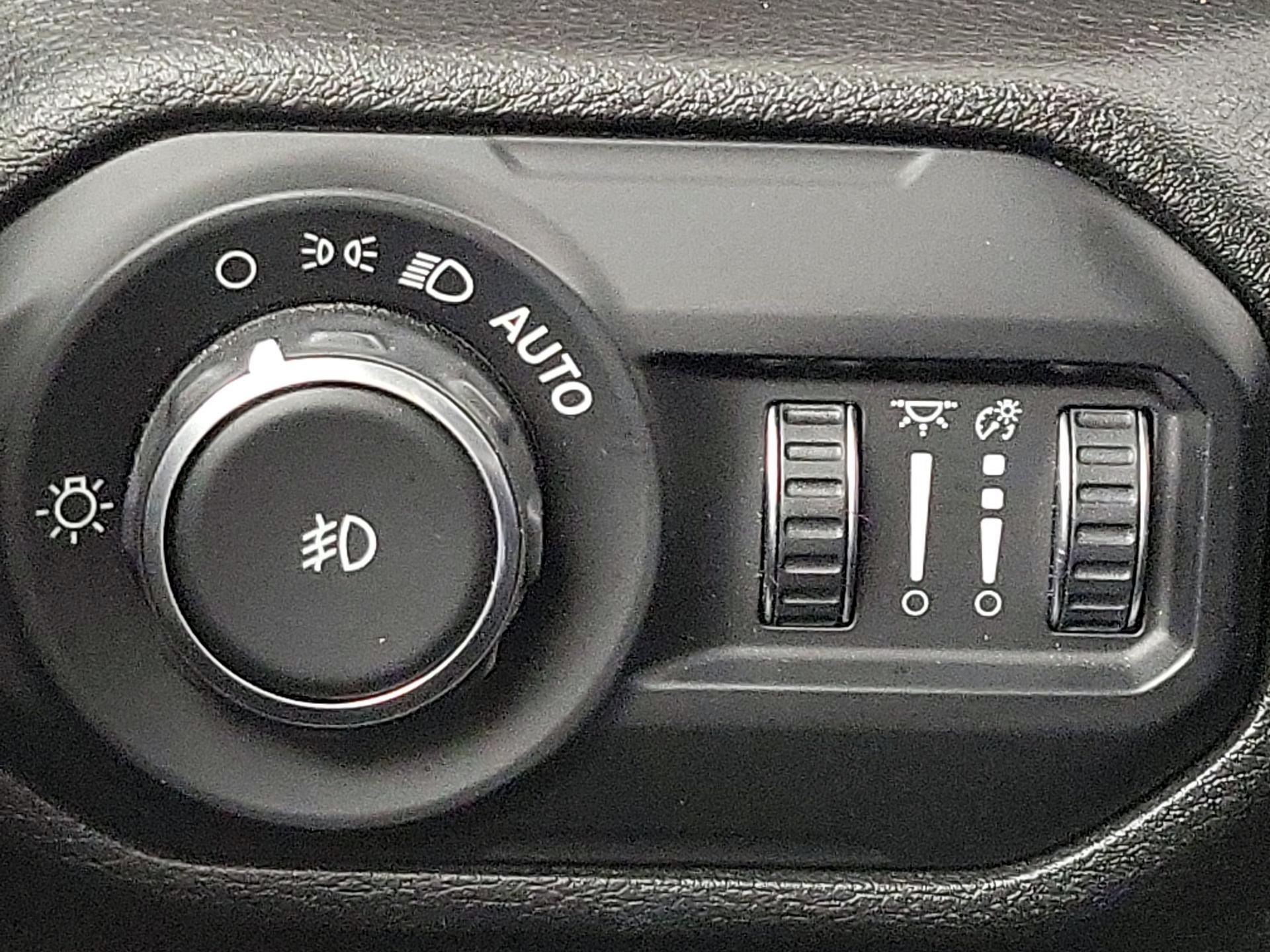 Thumbnail: 2021 Jeep Wrangler - 13