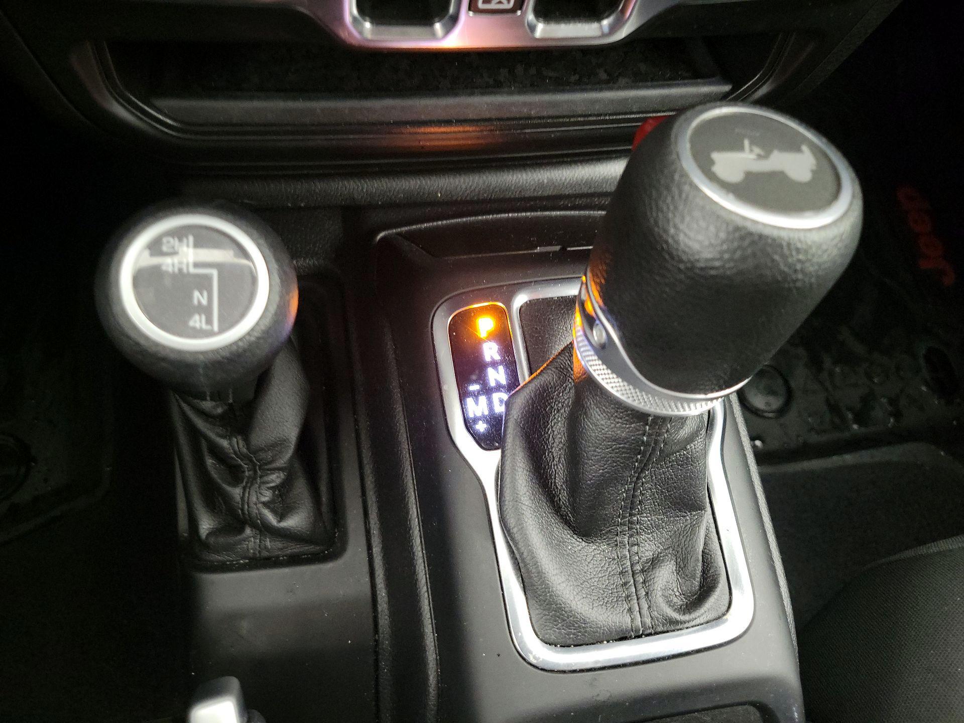 Thumbnail: 2021 Jeep Wrangler - 17