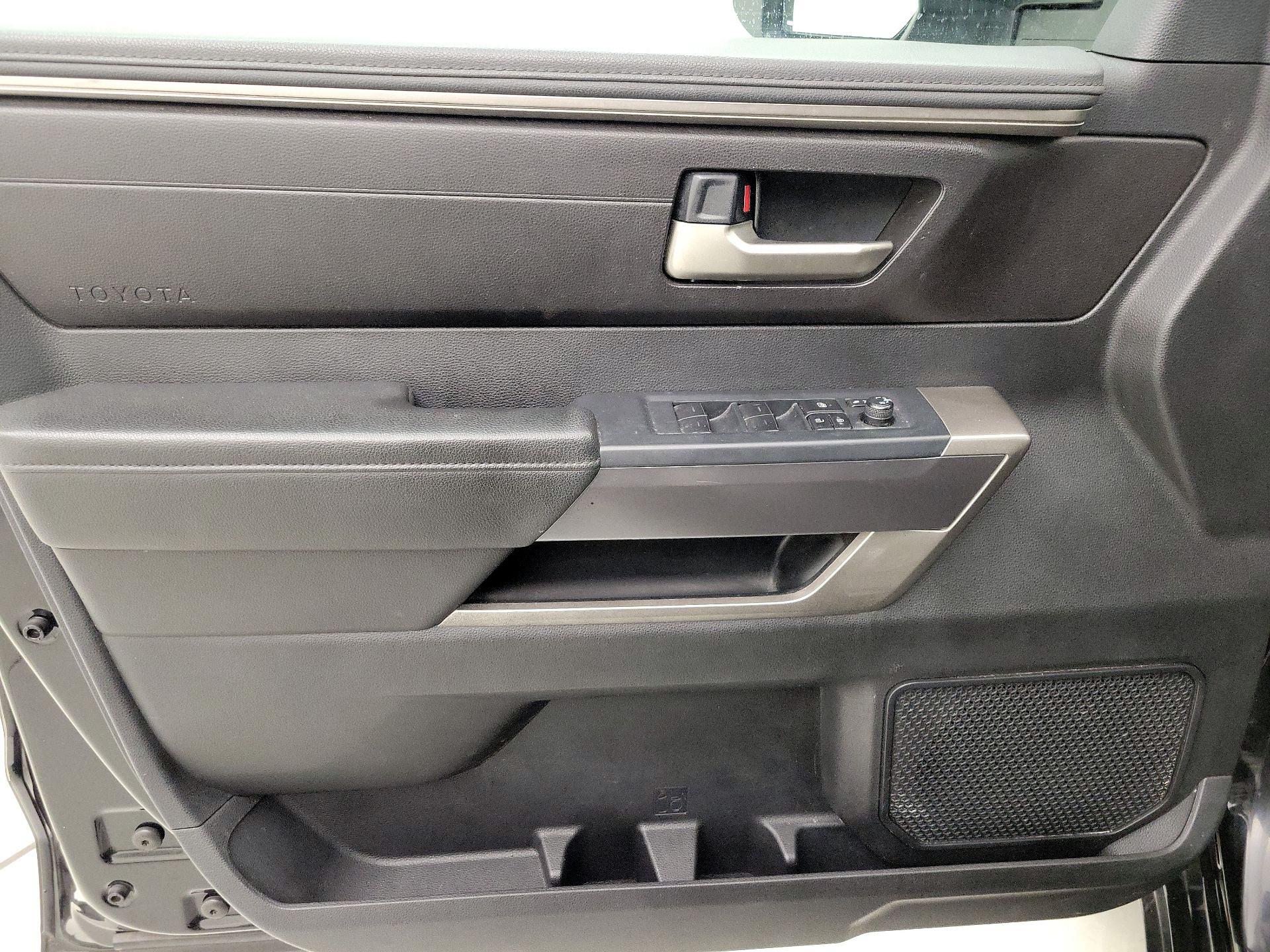 Thumbnail: 2022 Toyota Tundra - 12