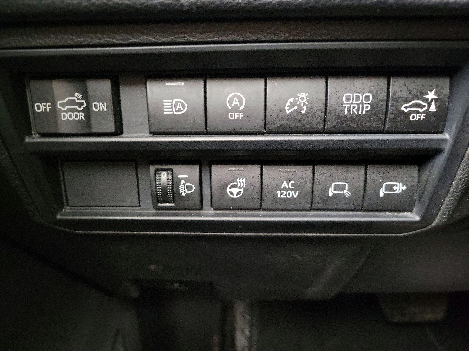 Thumbnail: 2022 Toyota Tundra - 13