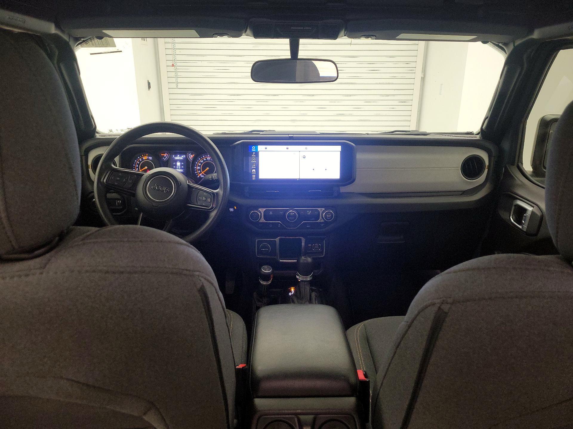 Thumbnail: 2024 Jeep Wrangler - 9