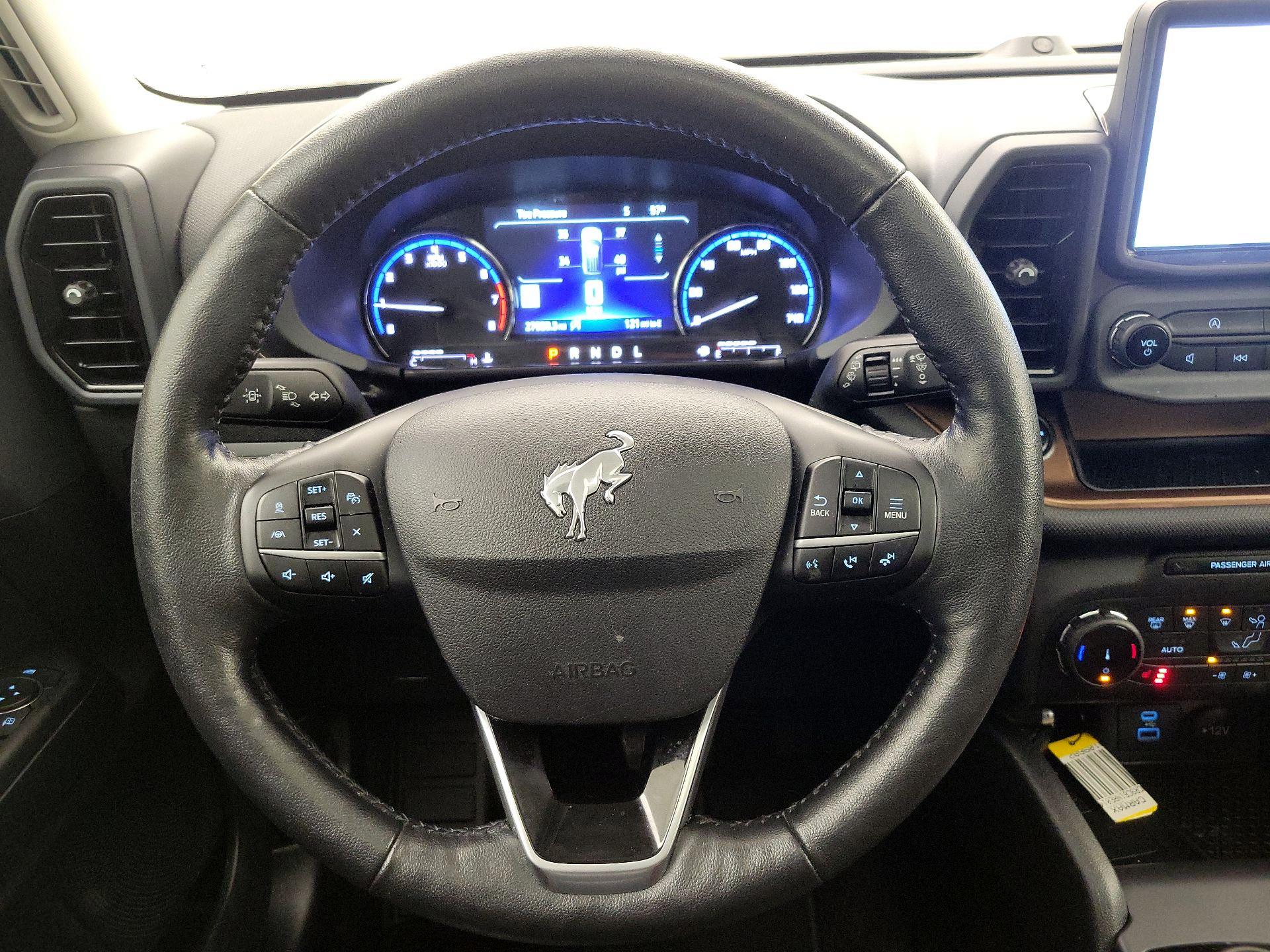 Thumbnail: 2022 Ford Bronco Sport - 10