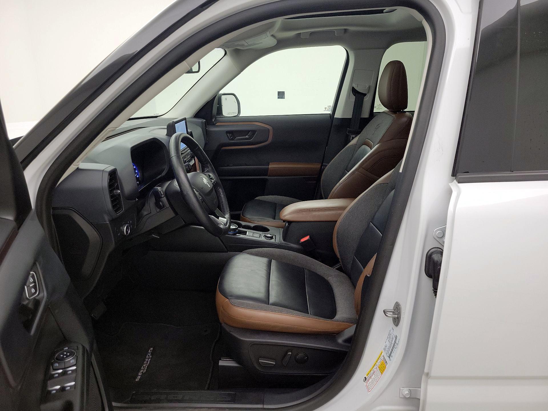 Thumbnail: 2022 Ford Bronco Sport - 11