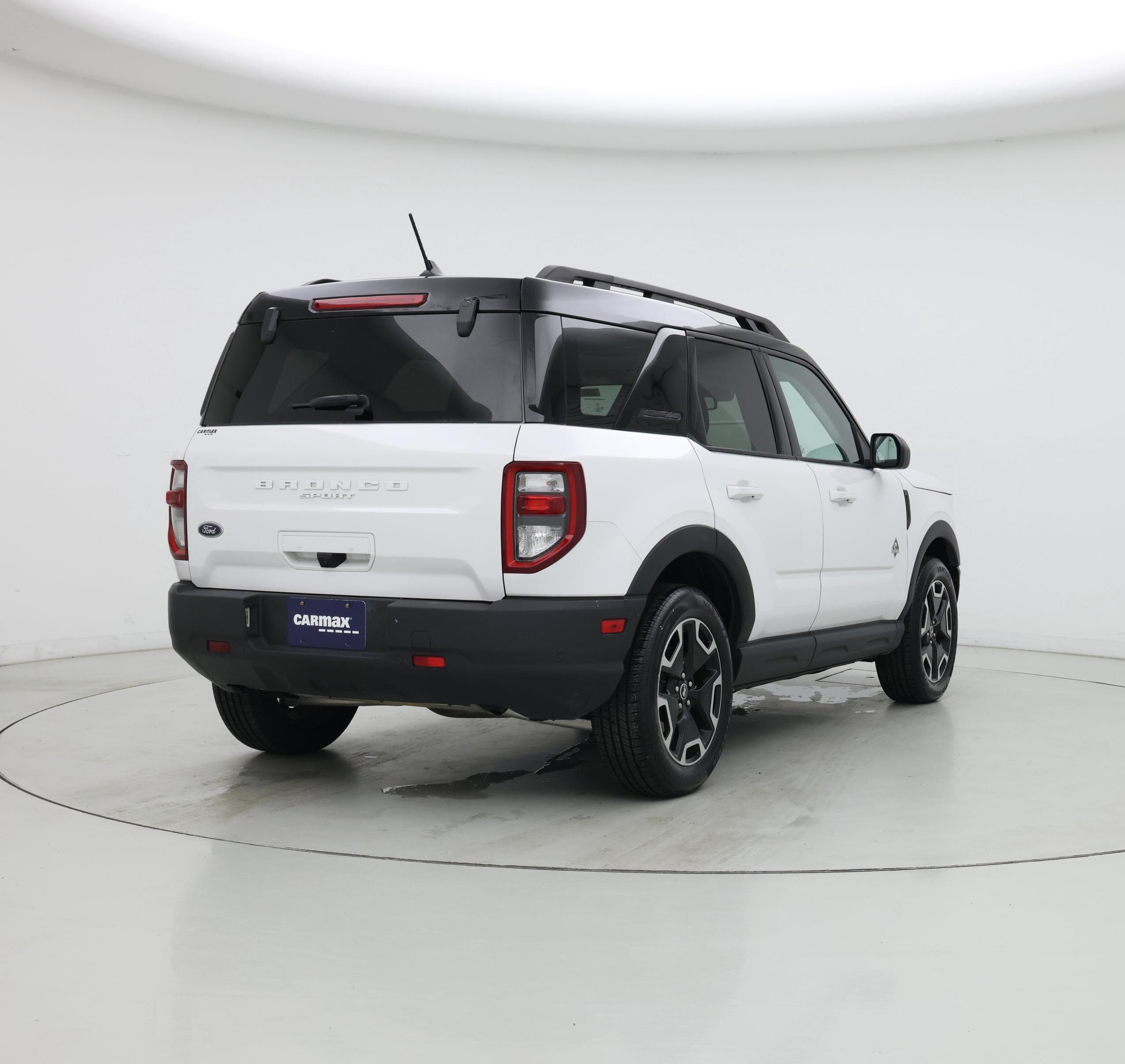 Thumbnail: 2022 Ford Bronco Sport - 8