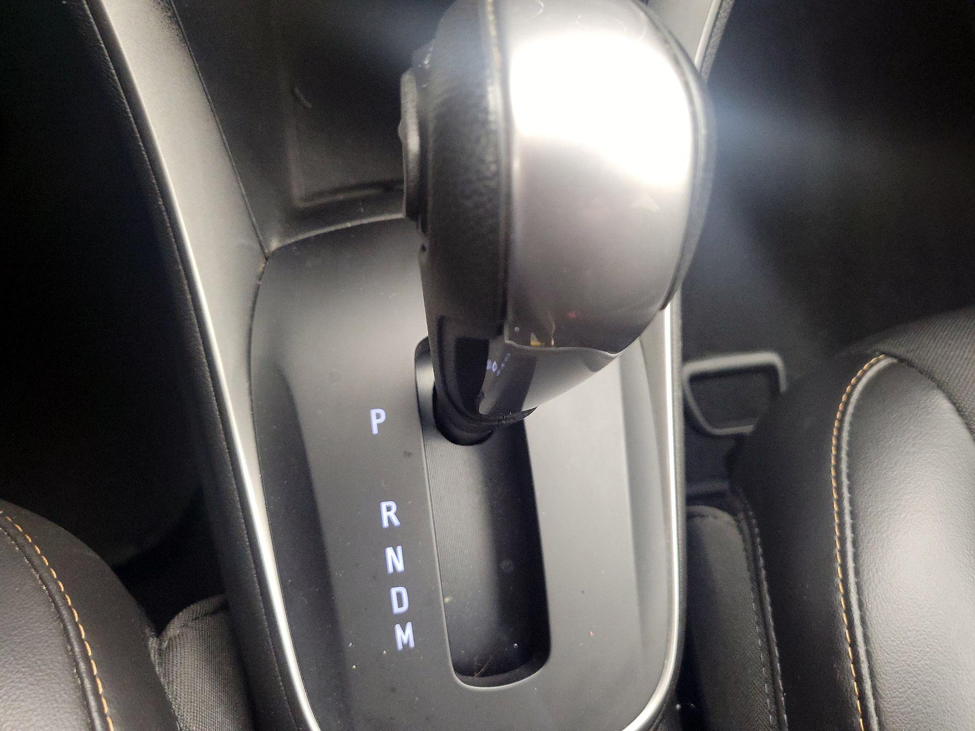 Thumbnail: 2021 Chevrolet Trax - 17