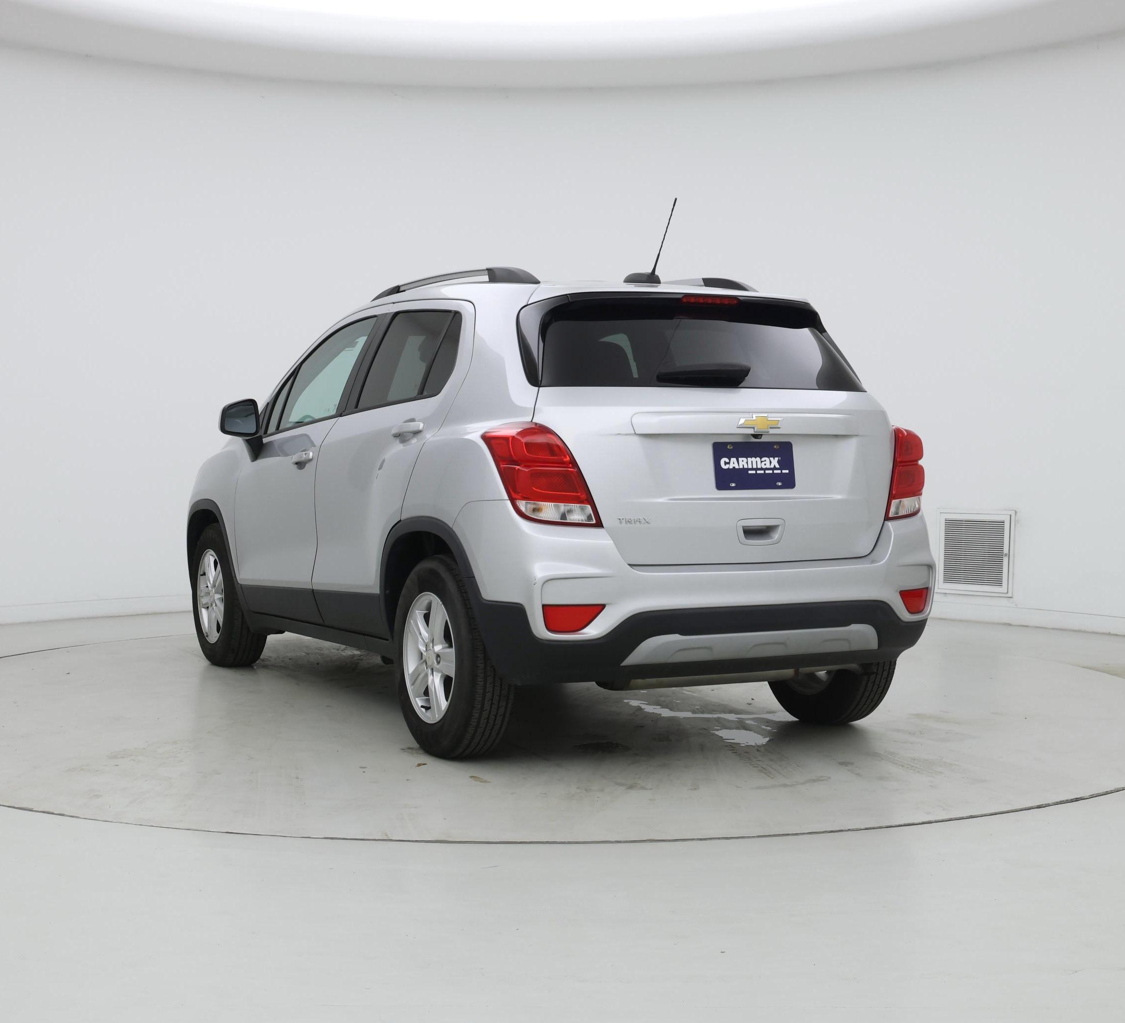 Thumbnail: 2021 Chevrolet Trax - 2