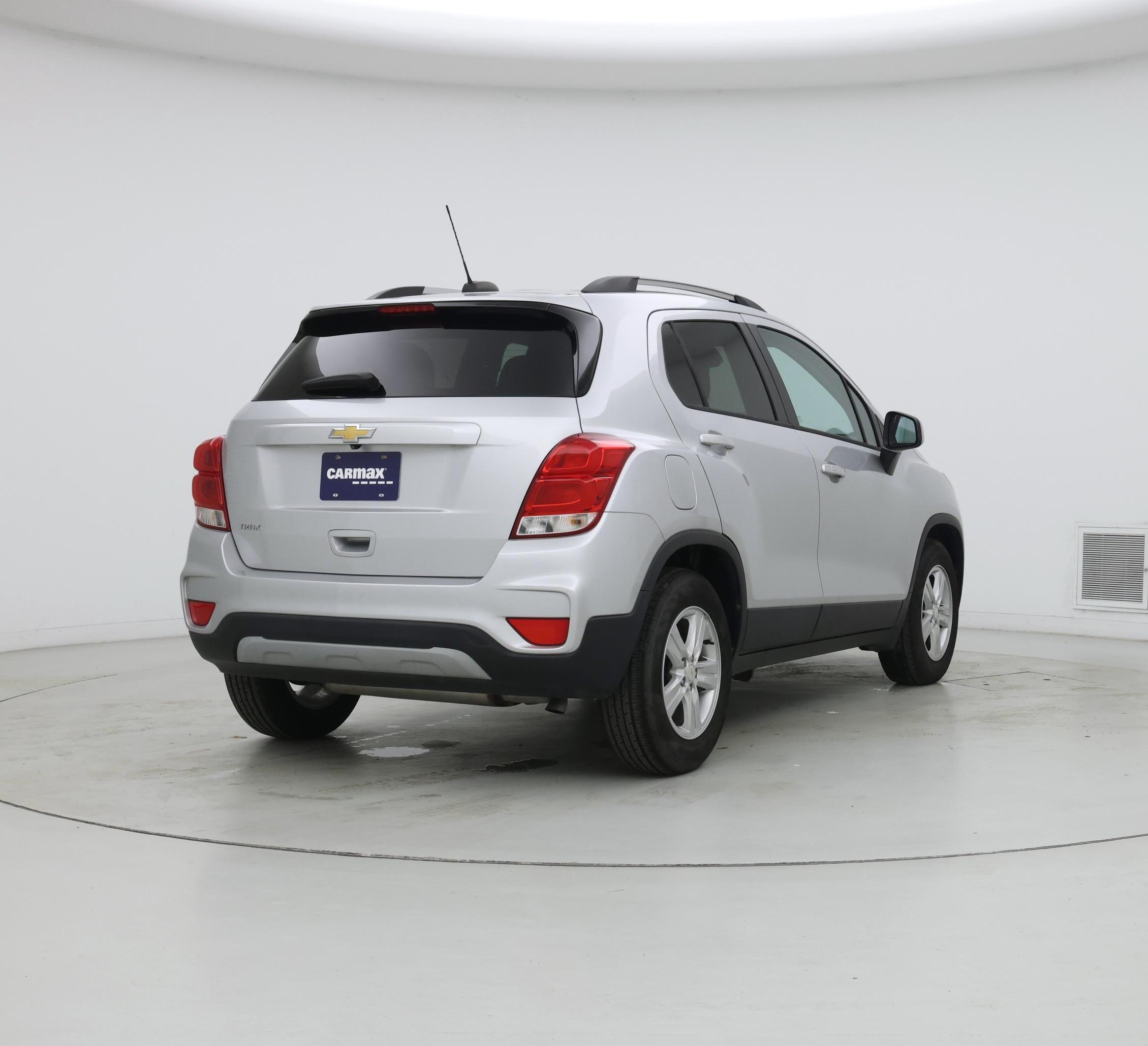 Thumbnail: 2021 Chevrolet Trax - 8