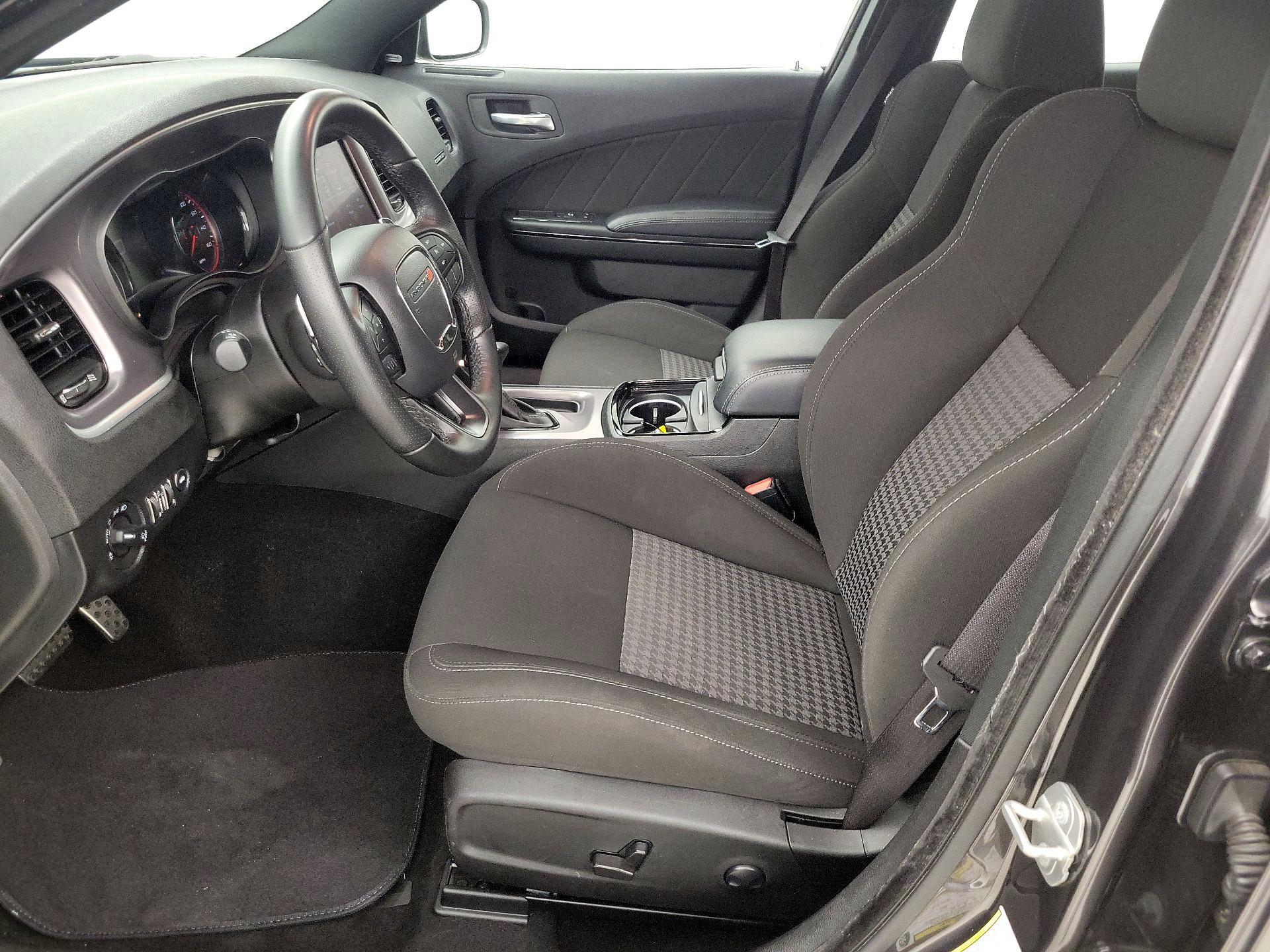 Thumbnail: 2022 Dodge Charger - 11