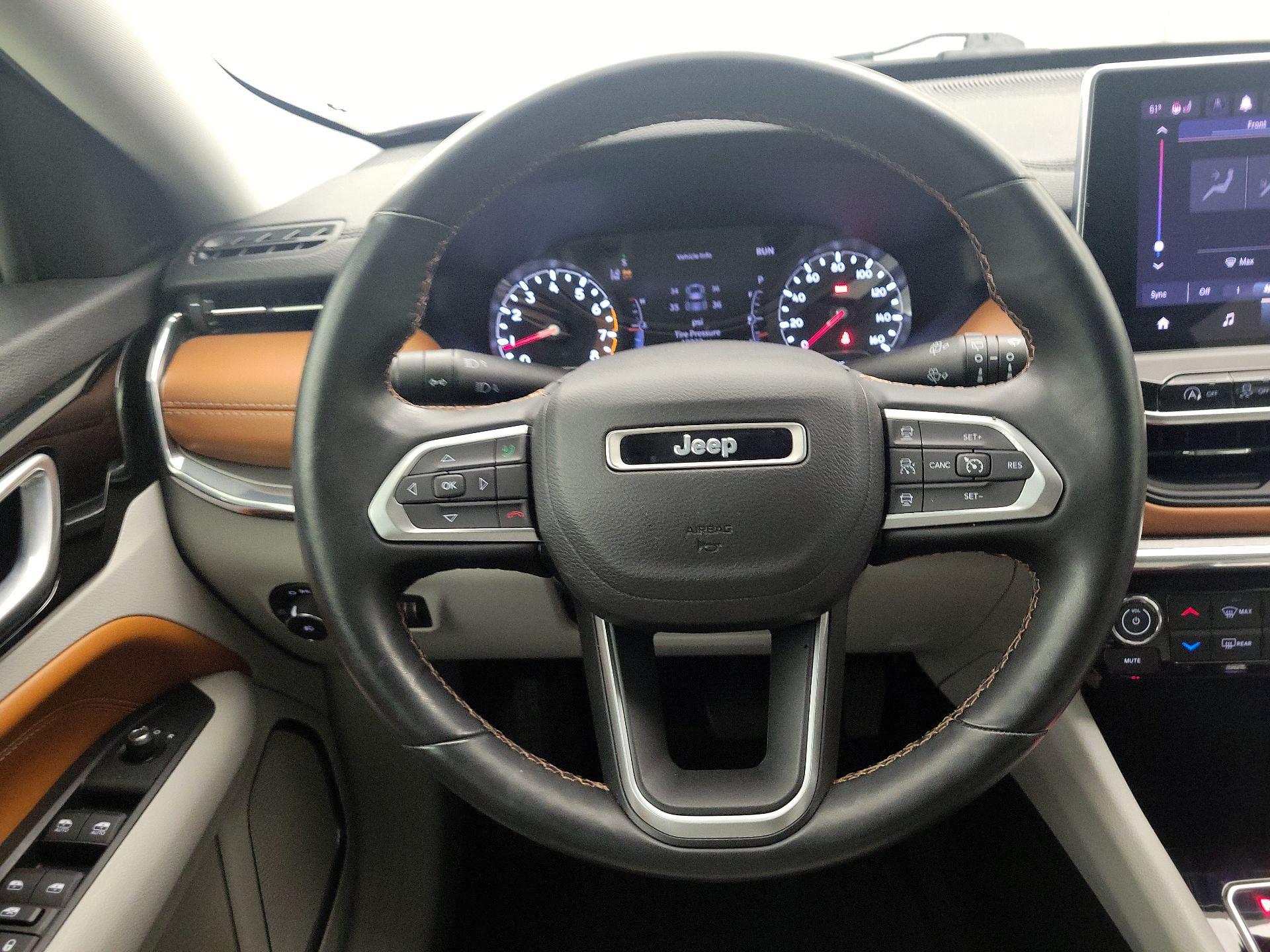 Thumbnail: 2022 Jeep Compass - 10