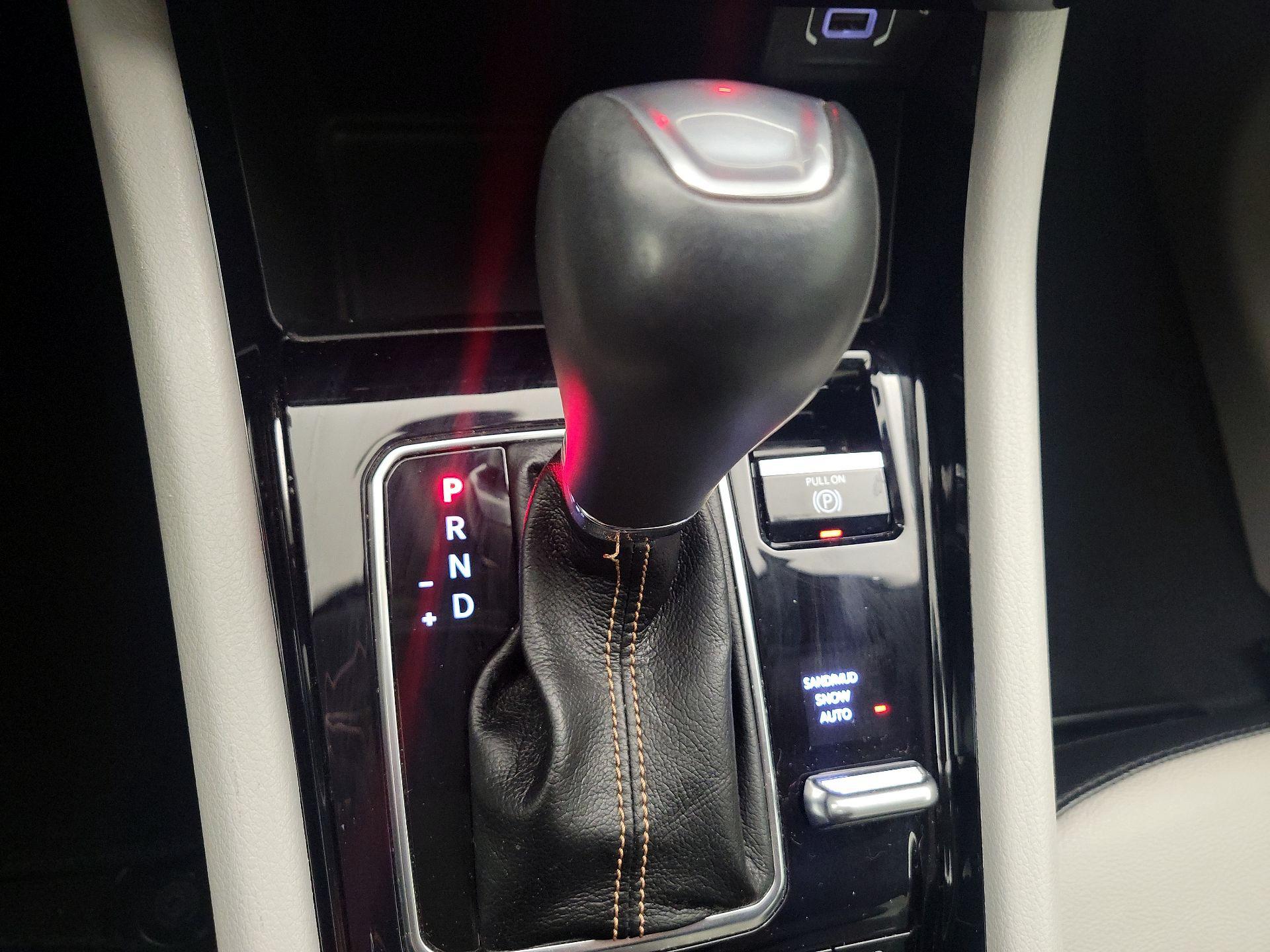 Thumbnail: 2022 Jeep Compass - 17