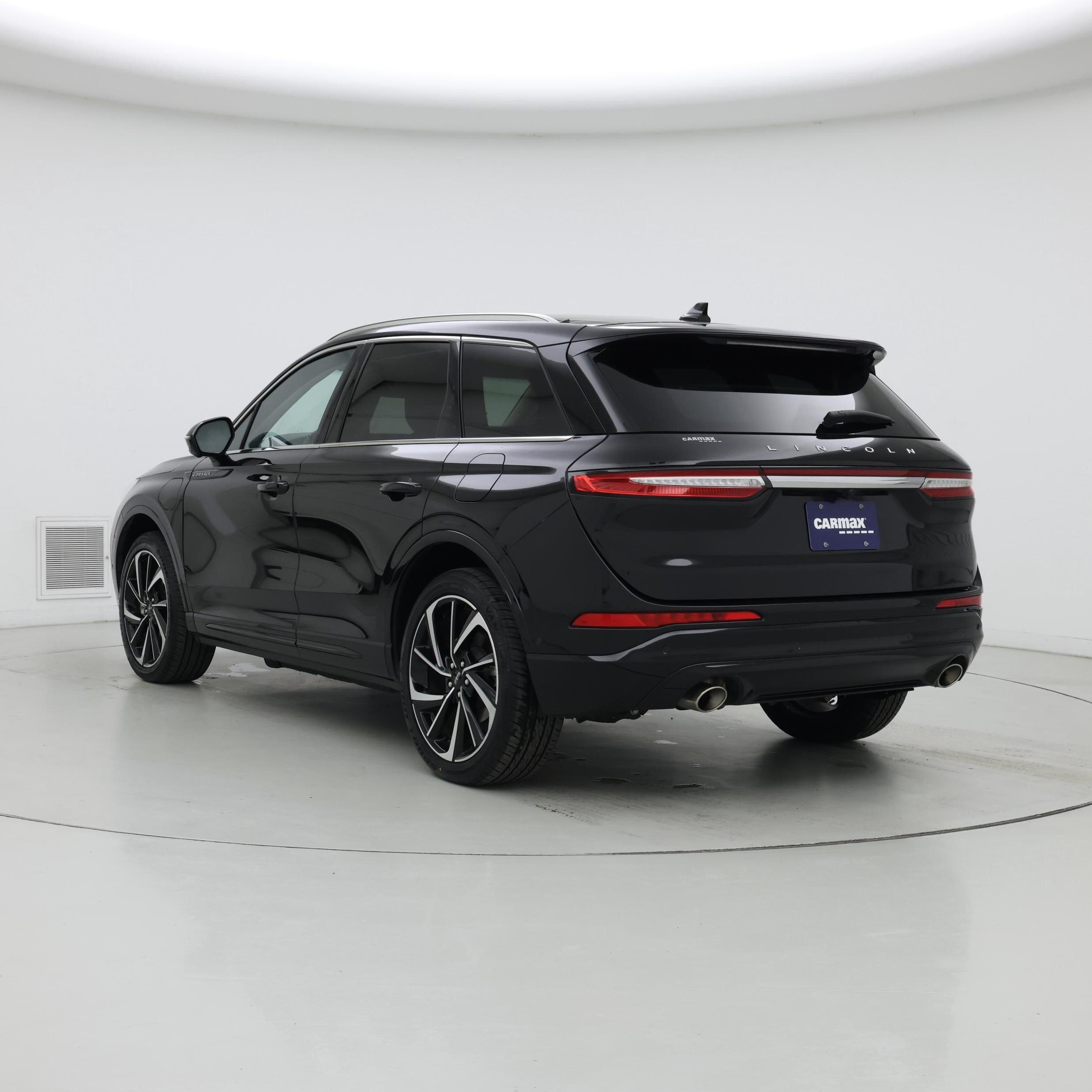 Thumbnail: 2023 Lincoln Corsair - 2