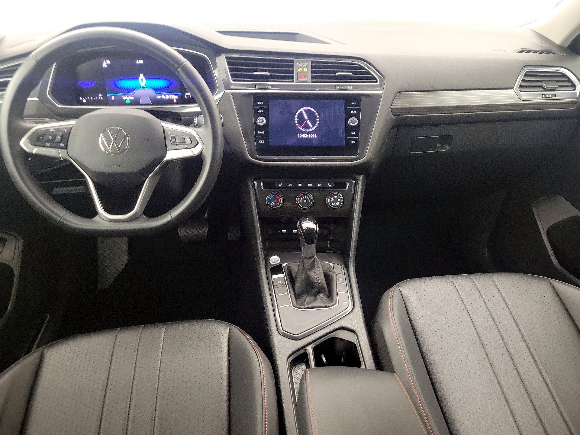 Thumbnail: 2024 Volkswagen Tiguan - 9