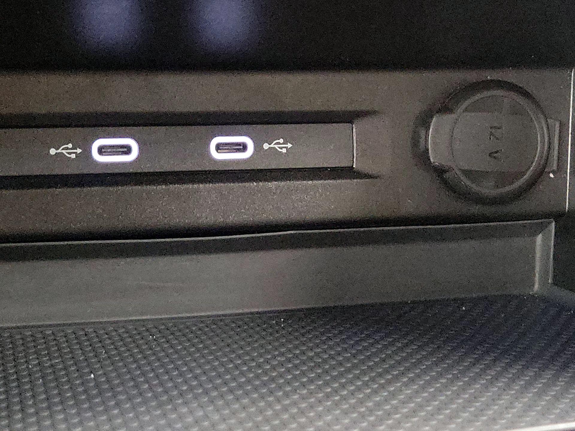 Thumbnail: 2024 Volkswagen Tiguan - 18