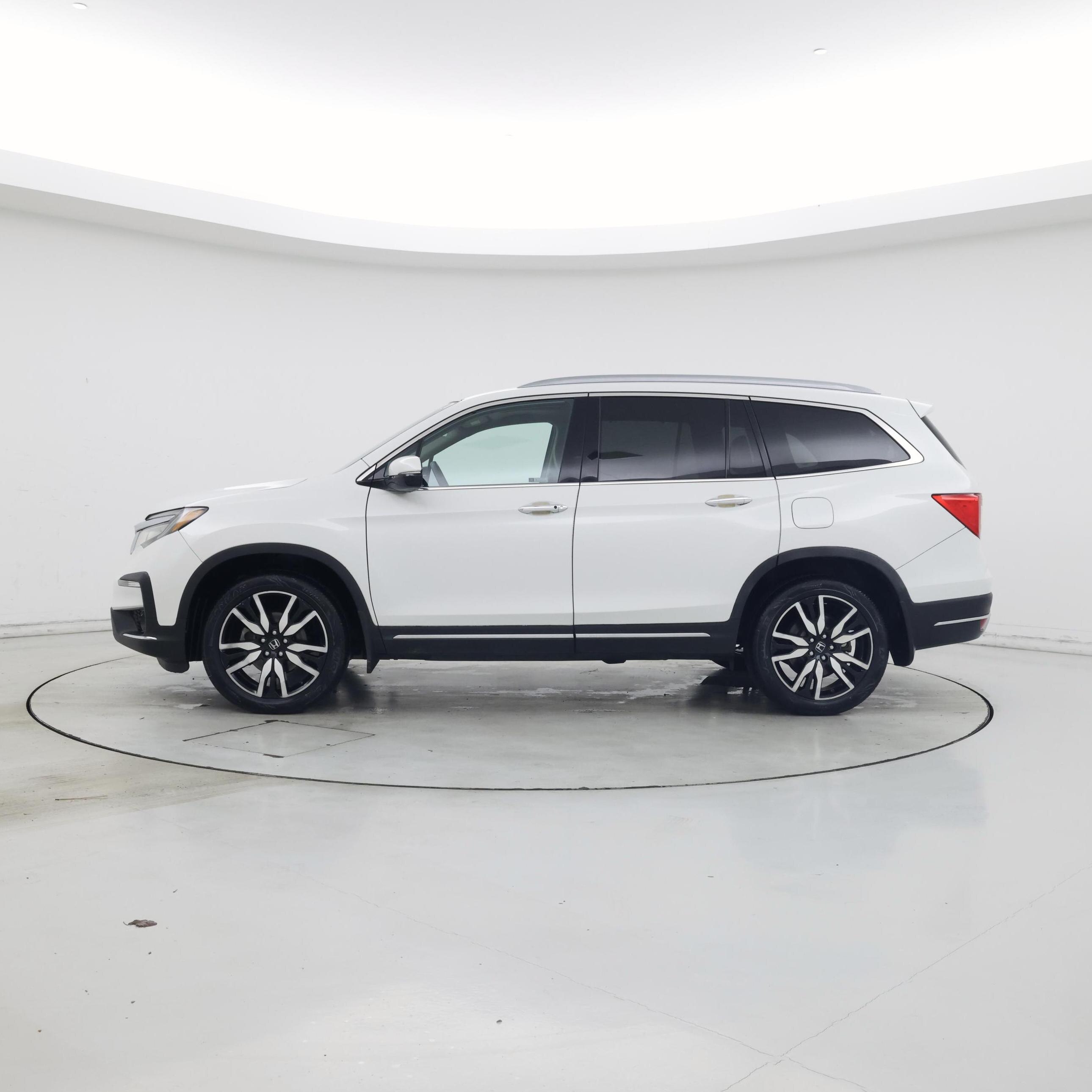 Thumbnail: 2020 Honda Pilot - 3