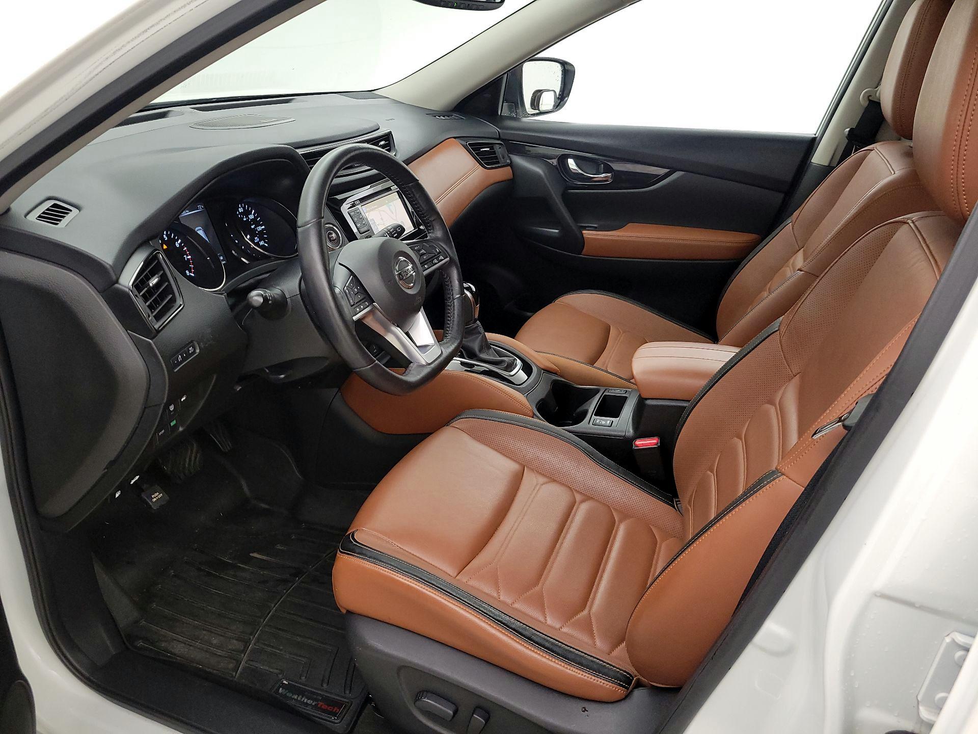 Thumbnail: 2017 Nissan Rogue - 11