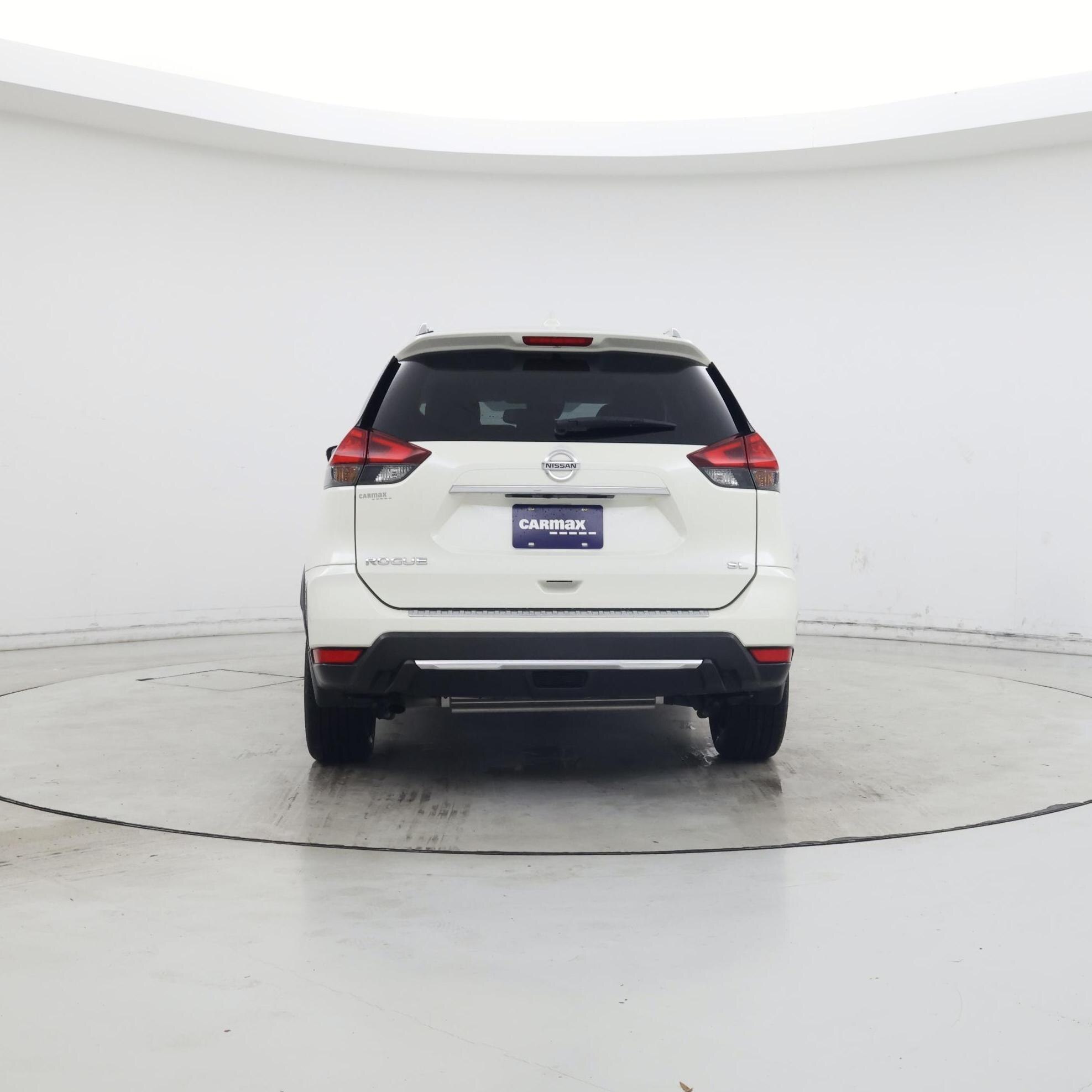 Thumbnail: 2017 Nissan Rogue - 6