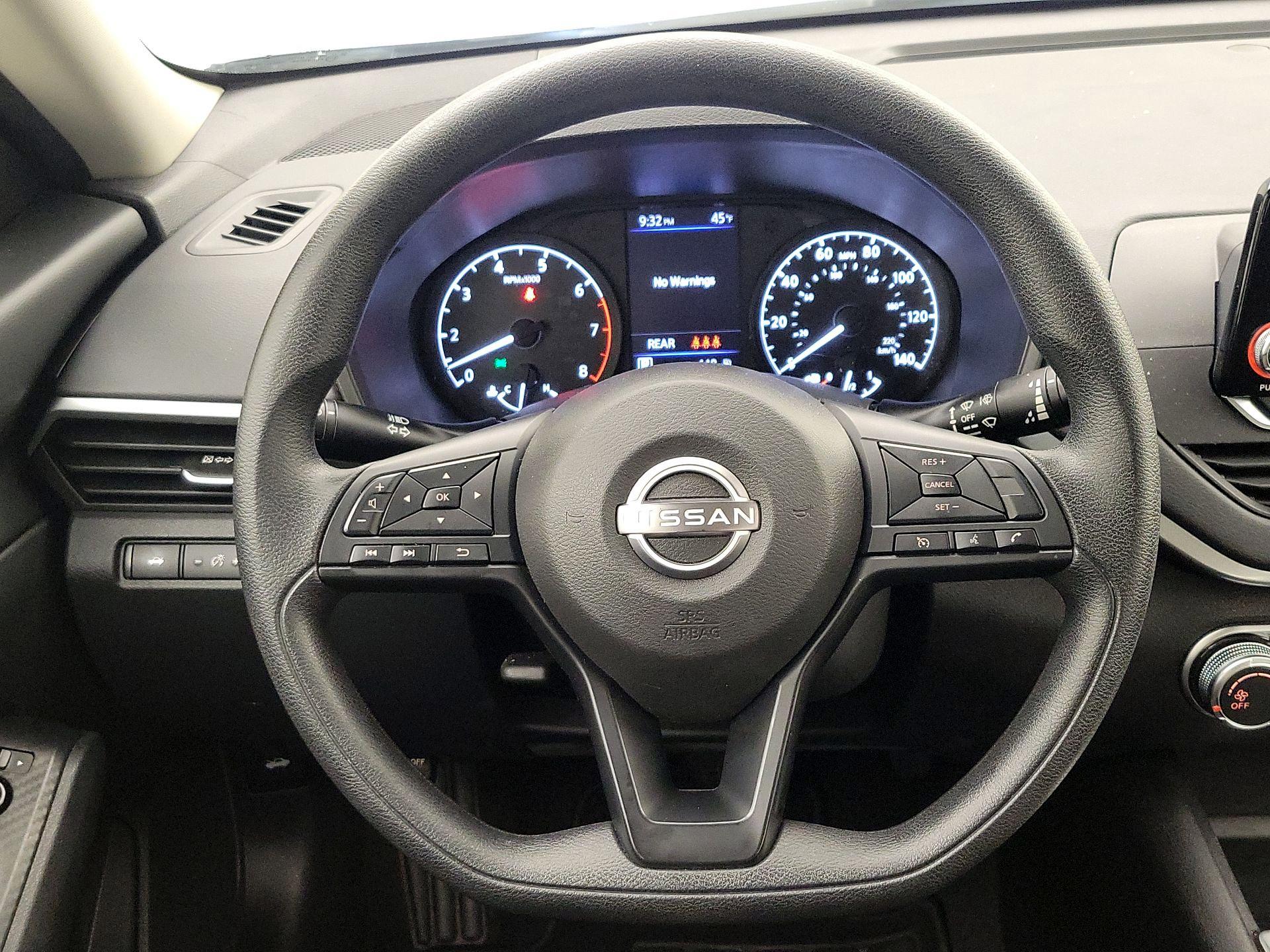 Thumbnail: 2023 Nissan Altima - 10