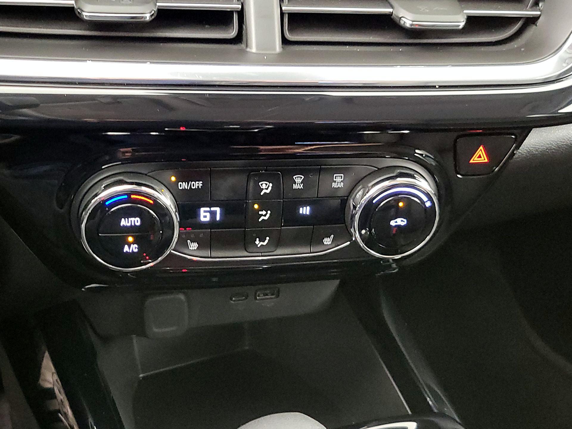 Thumbnail: 2025 Chevrolet Trax - 16