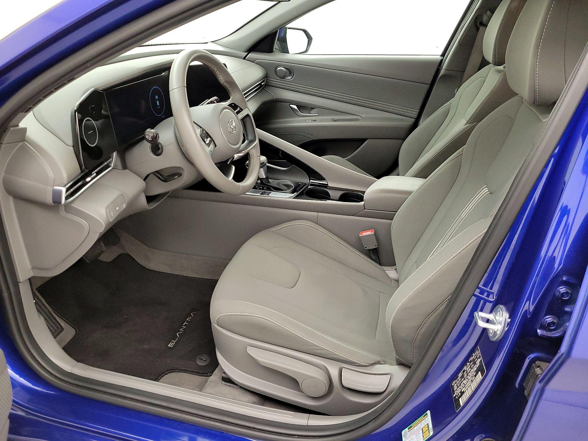 Thumbnail: 2023 Hyundai Elantra - 11