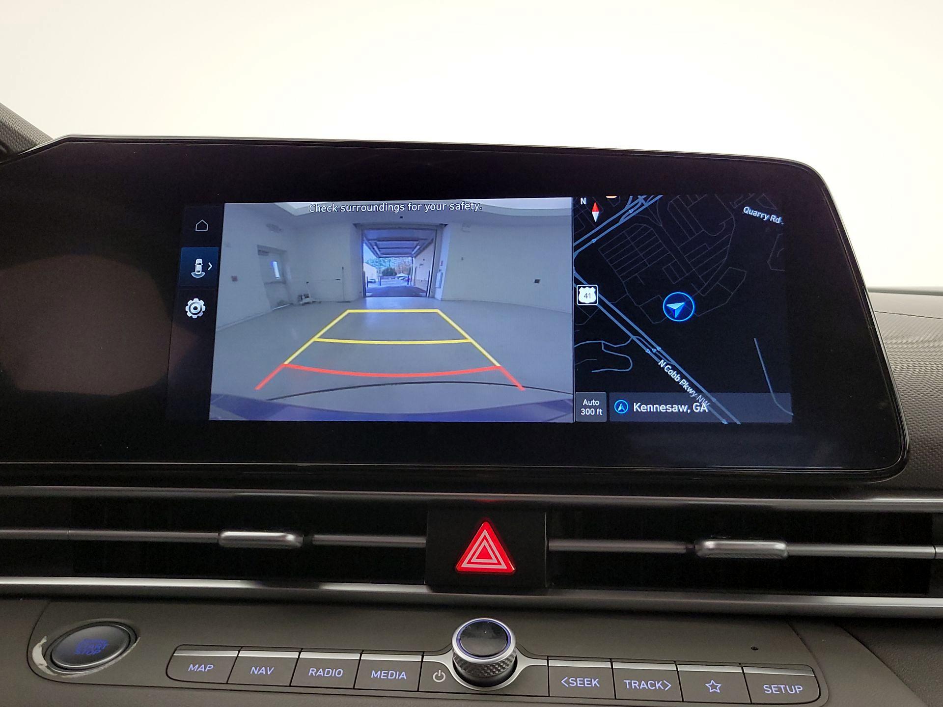 Thumbnail: 2023 Hyundai Elantra - 15