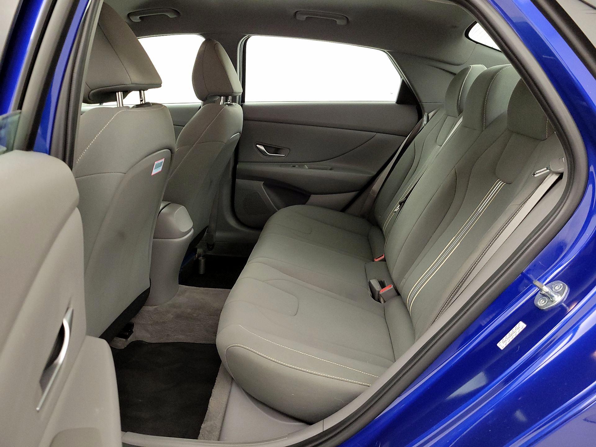 Thumbnail: 2023 Hyundai Elantra - 20