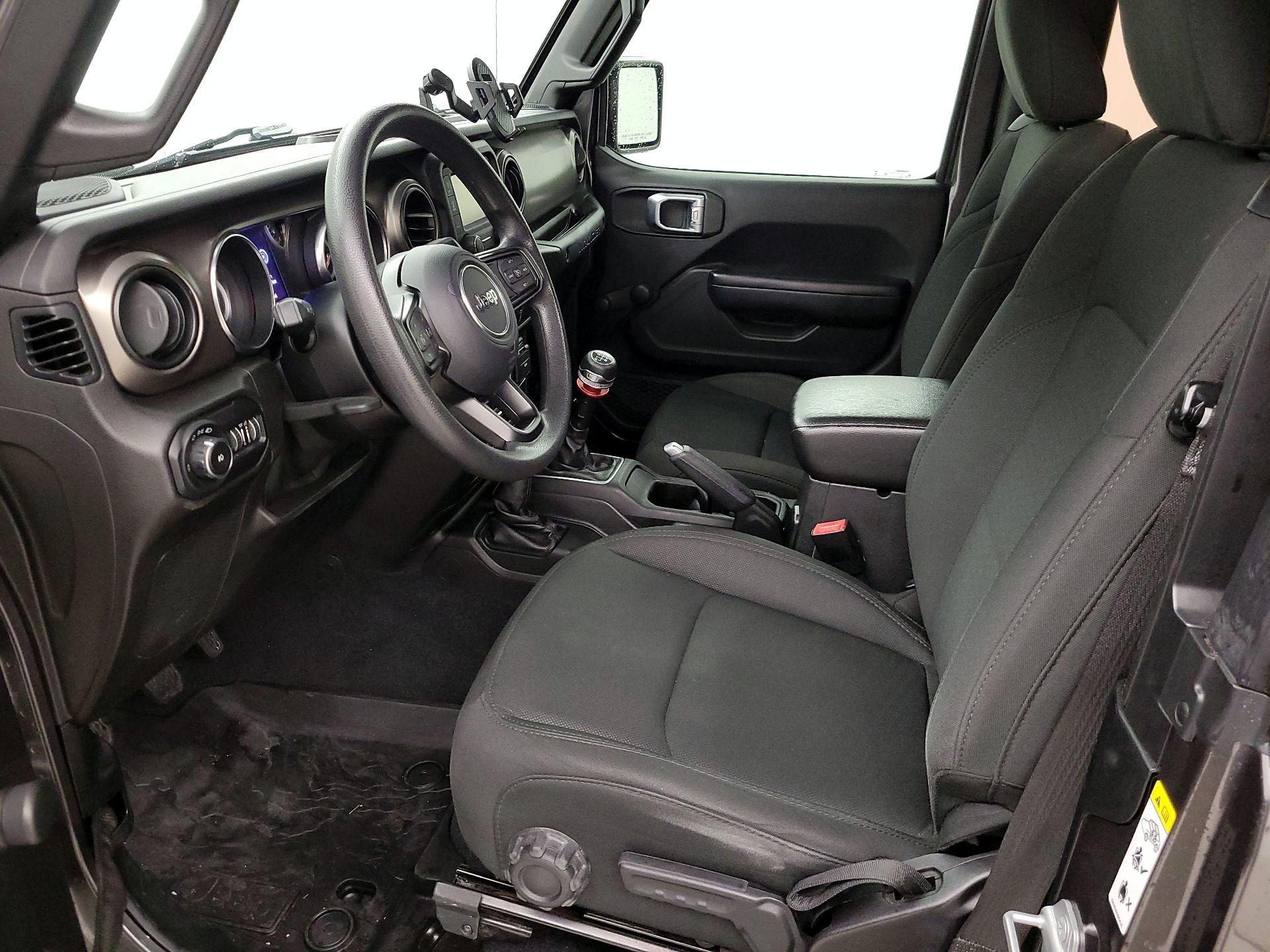 Thumbnail: 2019 Jeep Wrangler - 11